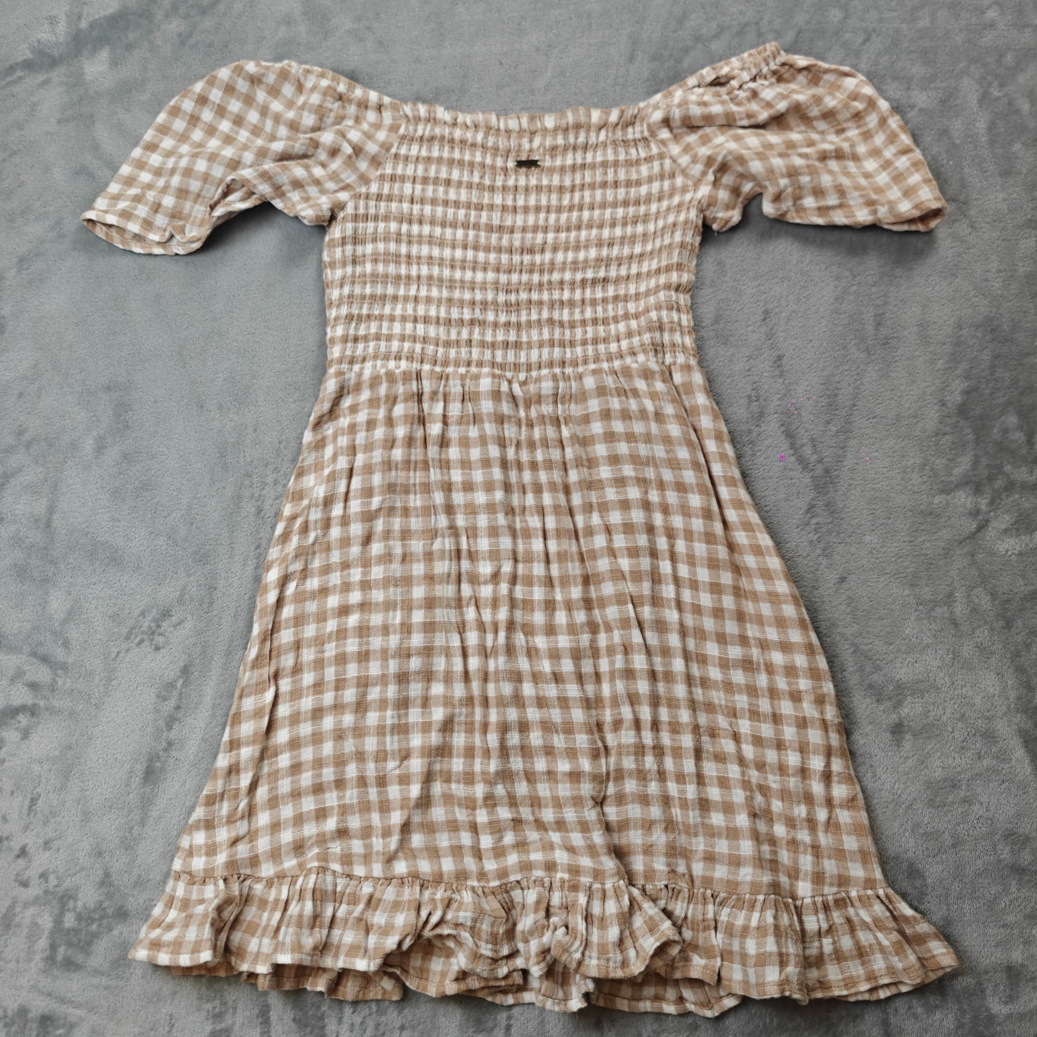 Handa Women's Off-Shoulder Smocked Gingham Mini Dress Beige White Size XS — photo 7 of 7