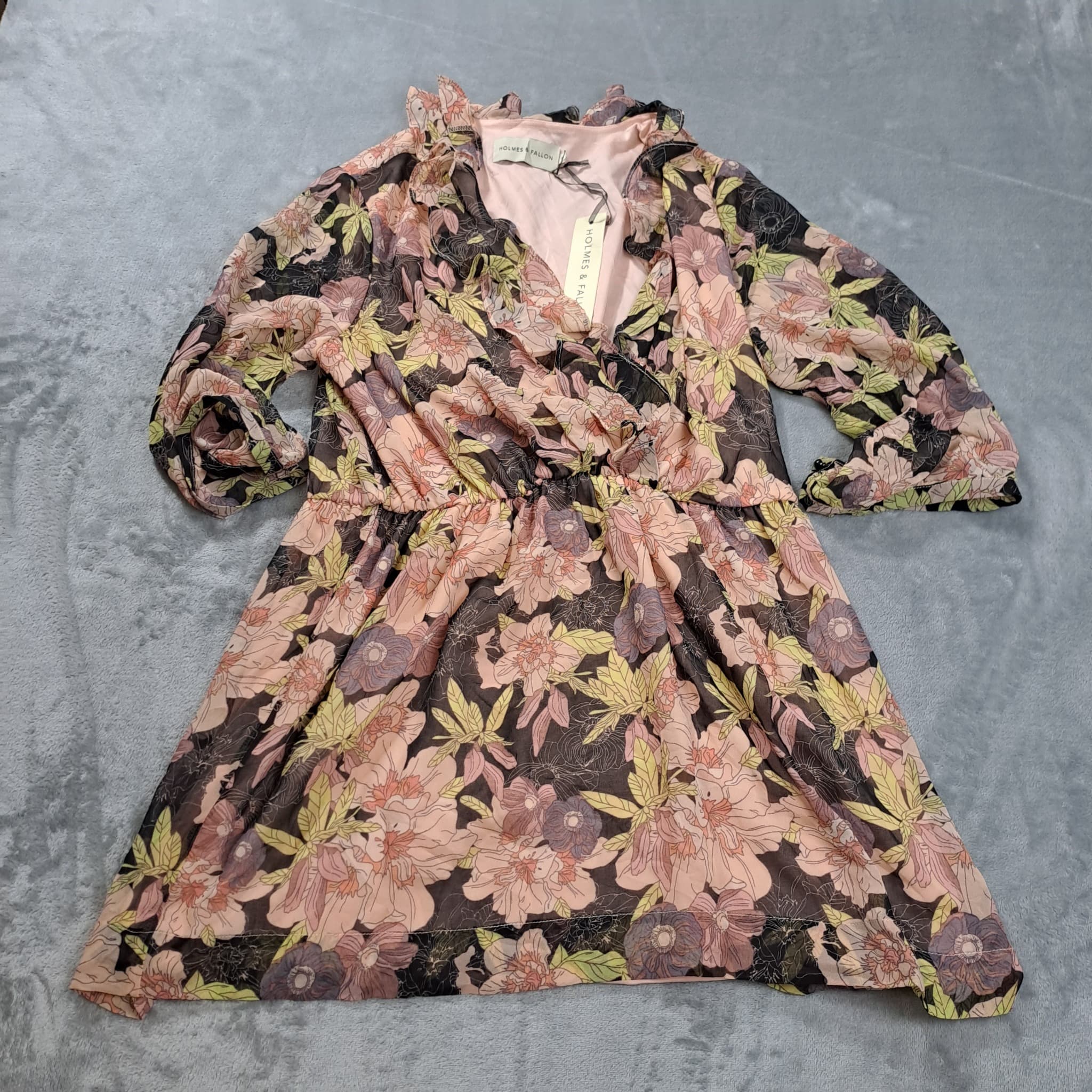 Holmes & Fallon Floral Chiffon Ruffle Dress Women's Size M — photo 1 of 6