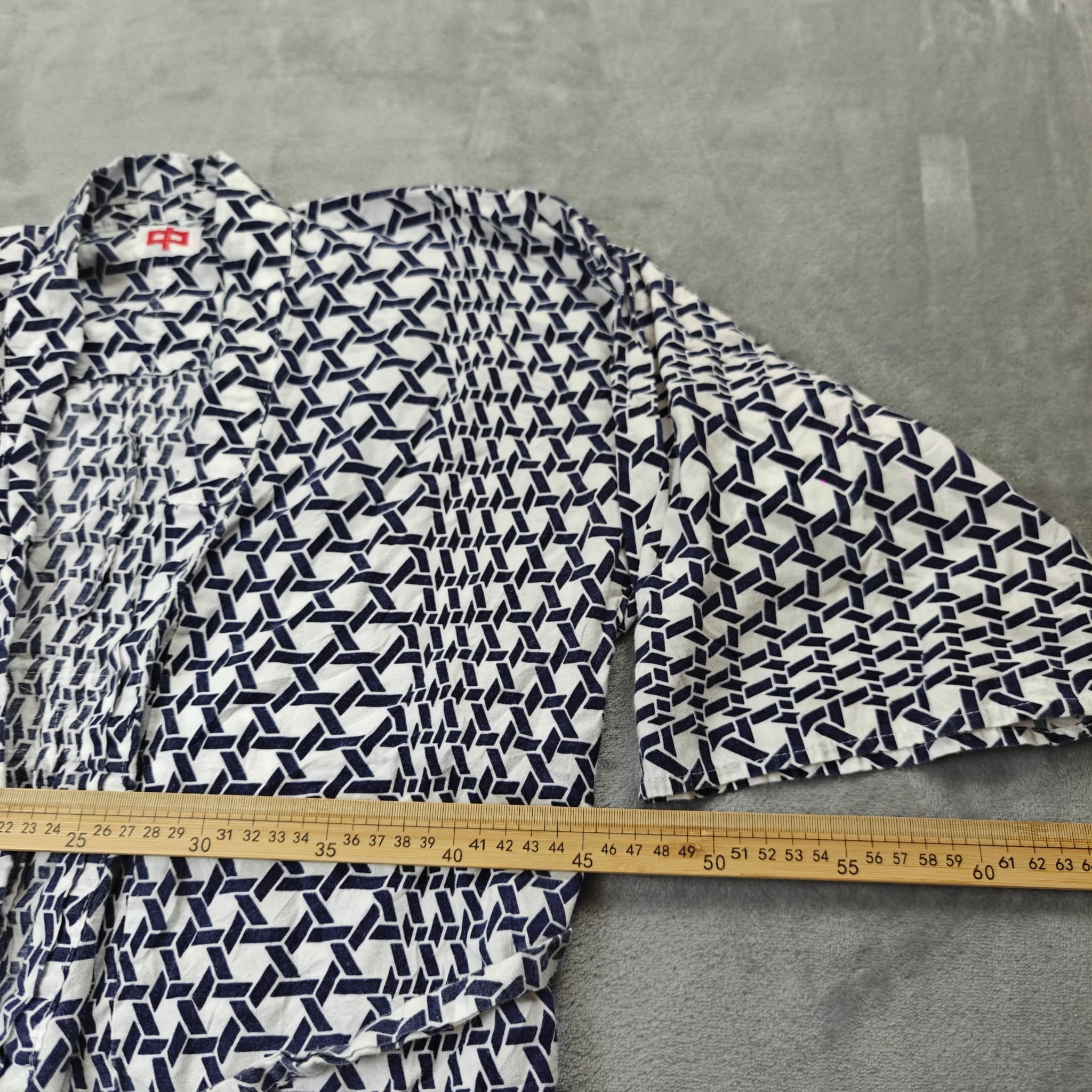 Japanese Yukata Robe - Geometric Pattern Navy & White — photo 3 of 6