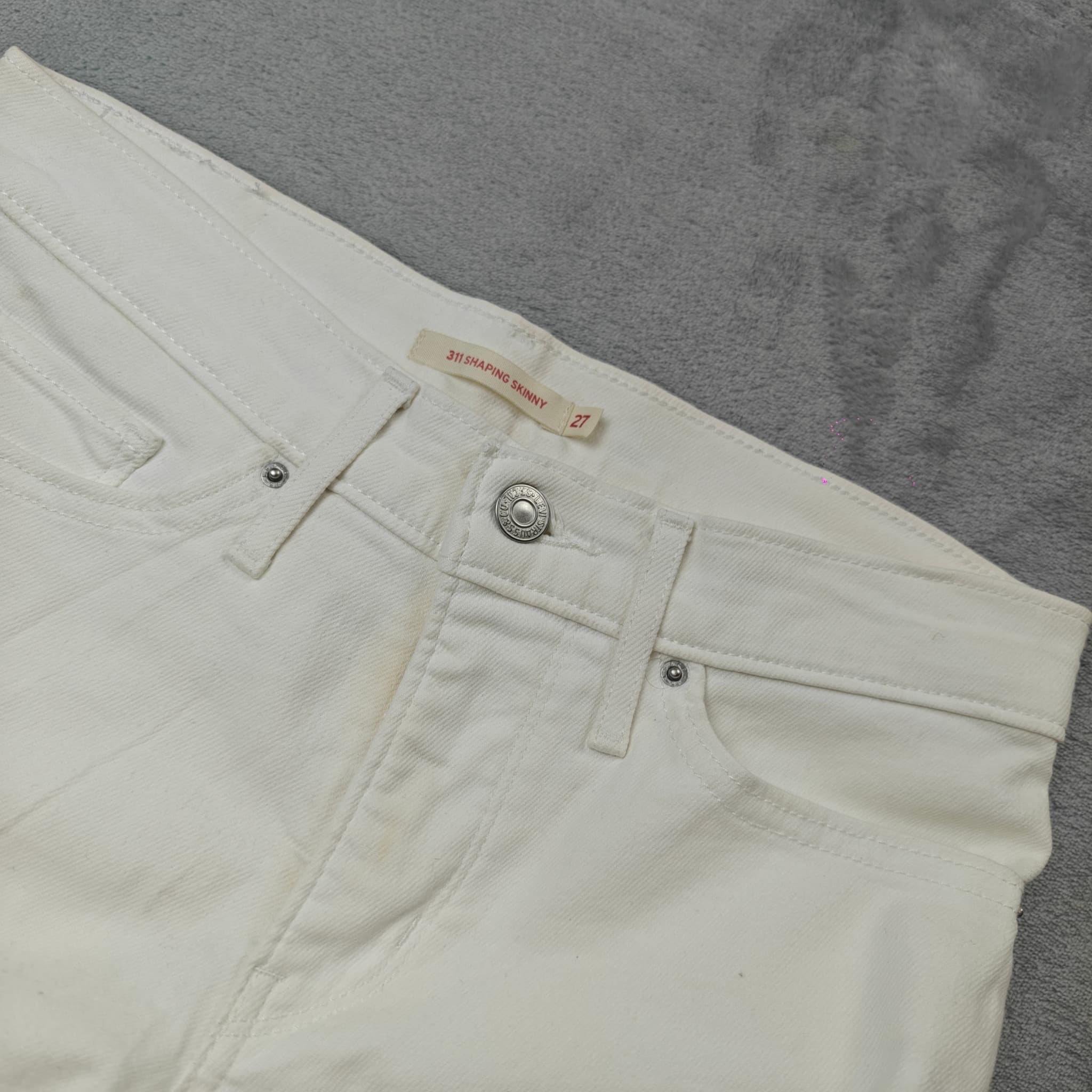 Levi's 311 Shaping Skinny Jeans - White Stretch Denim Women's Size 27 — photo 4 of 9