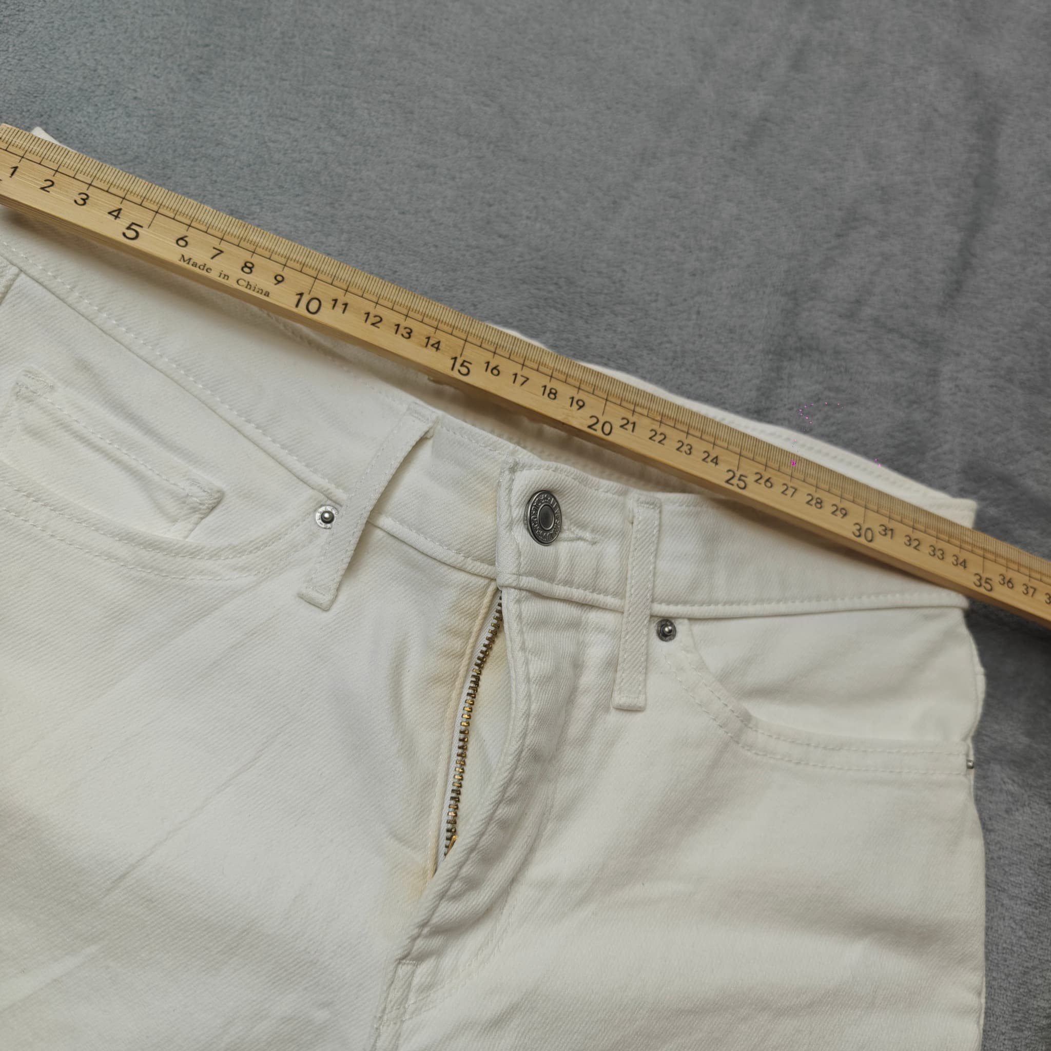 Levi's 311 Shaping Skinny Jeans - White Stretch Denim Women's Size 27 — photo 8 of 9