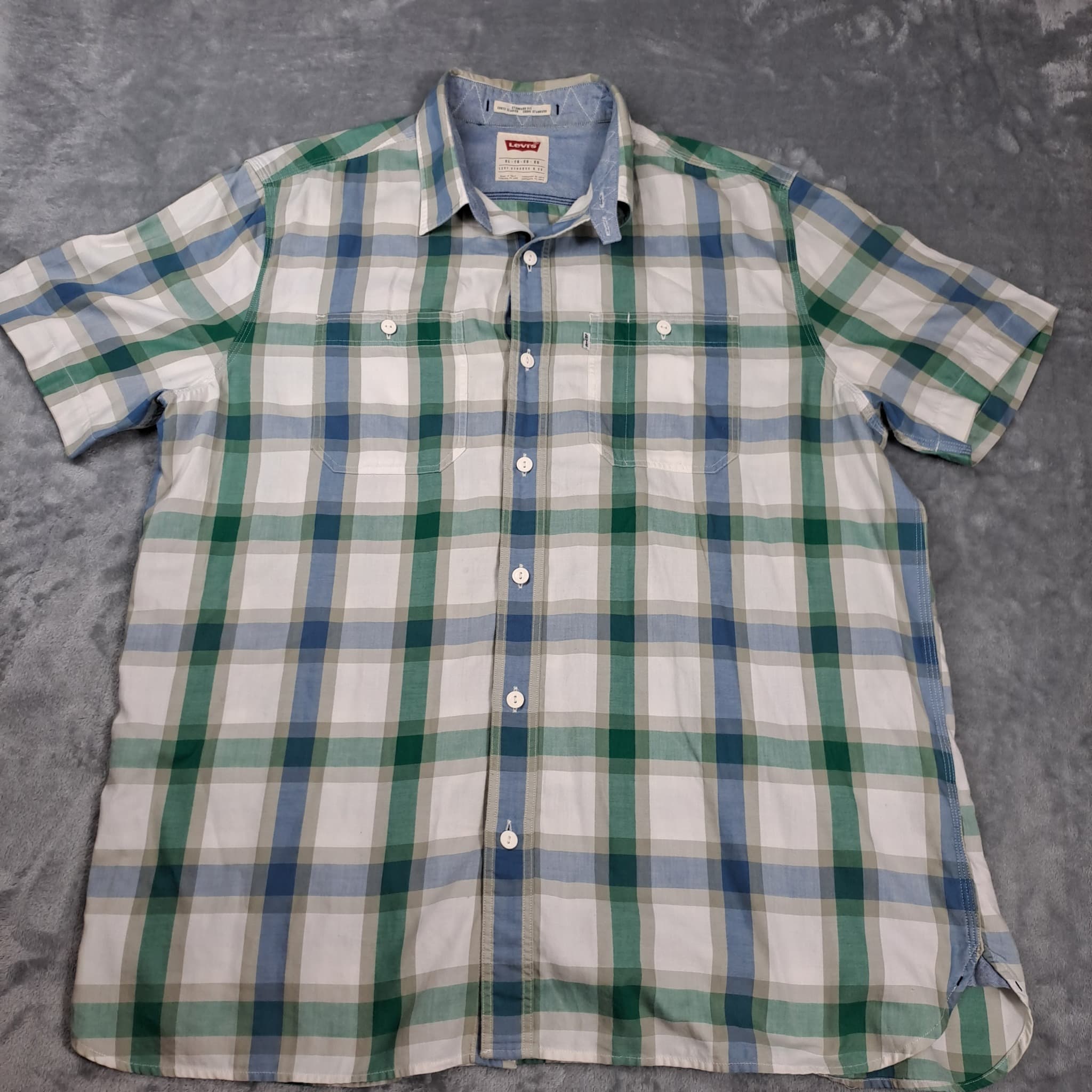 Levi's Men's Short Sleeve Plaid Button Down Shirt Green Blue XL — photo 1 of 8