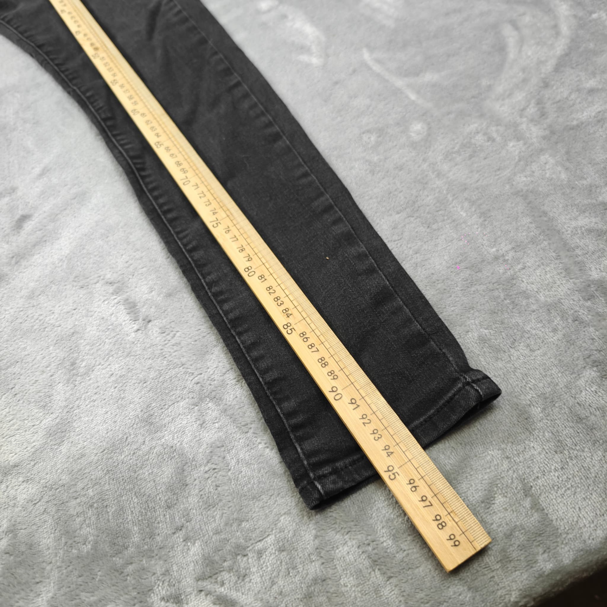 Levi Strauss & Co. 710 Super Skinny Jeans Women's Size 29 Black Stretch Denim — photo 4 of 7