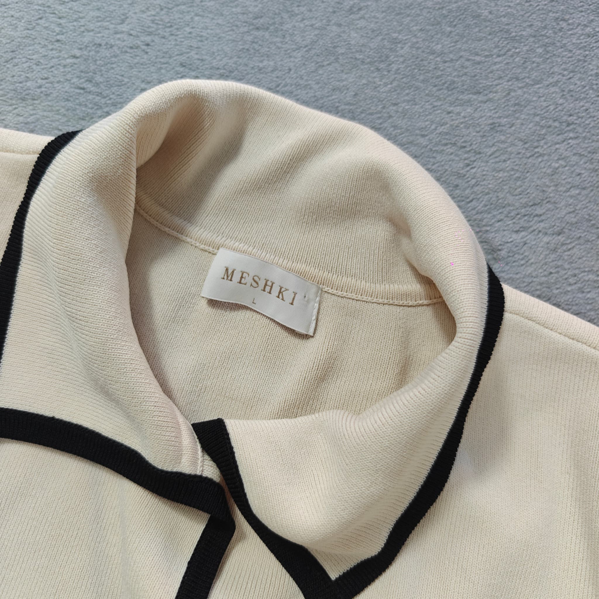 Meshki Knit Two Piece Set Women's Size L Beige Black Contrast Trim — photo 3 of 10