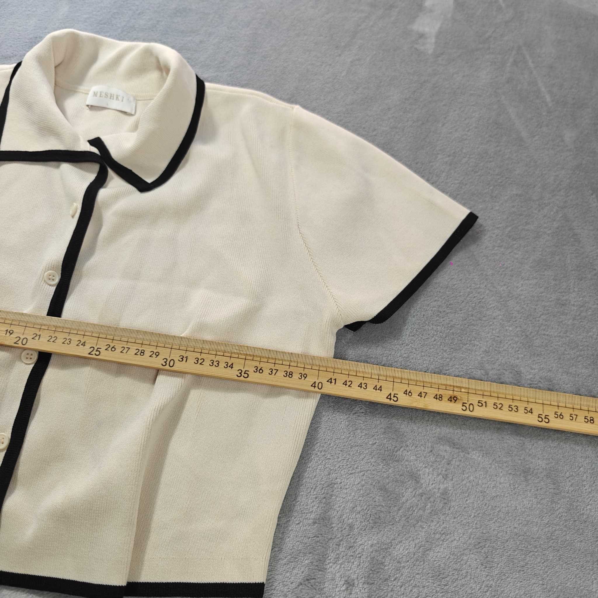 Meshki Knit Two Piece Set Women's Size L Beige Black Contrast Trim — photo 7 of 10