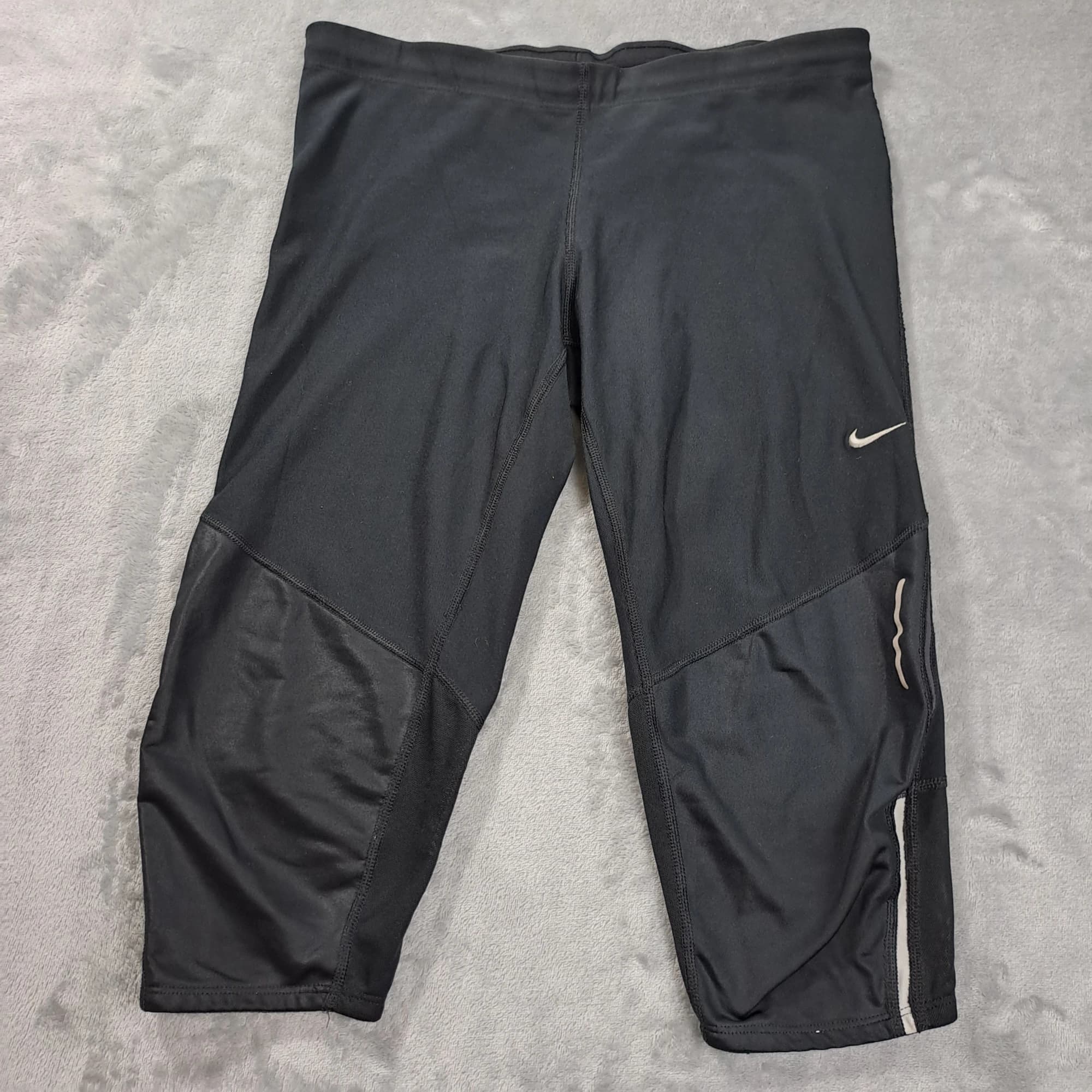 Nike Dri-FIT Women's Running Capri Leggings Black Medium — photo 1 of 6