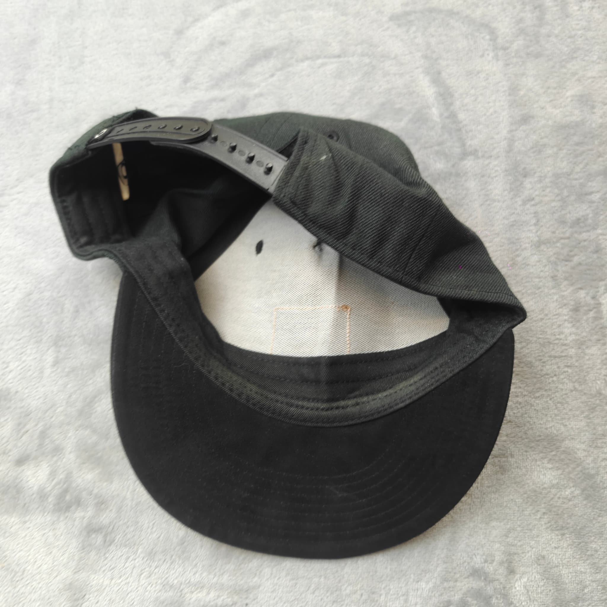 Oakley Mfg. Co. Established 1975 Leather Patch Baseball Cap - Black — photo 3 of 5