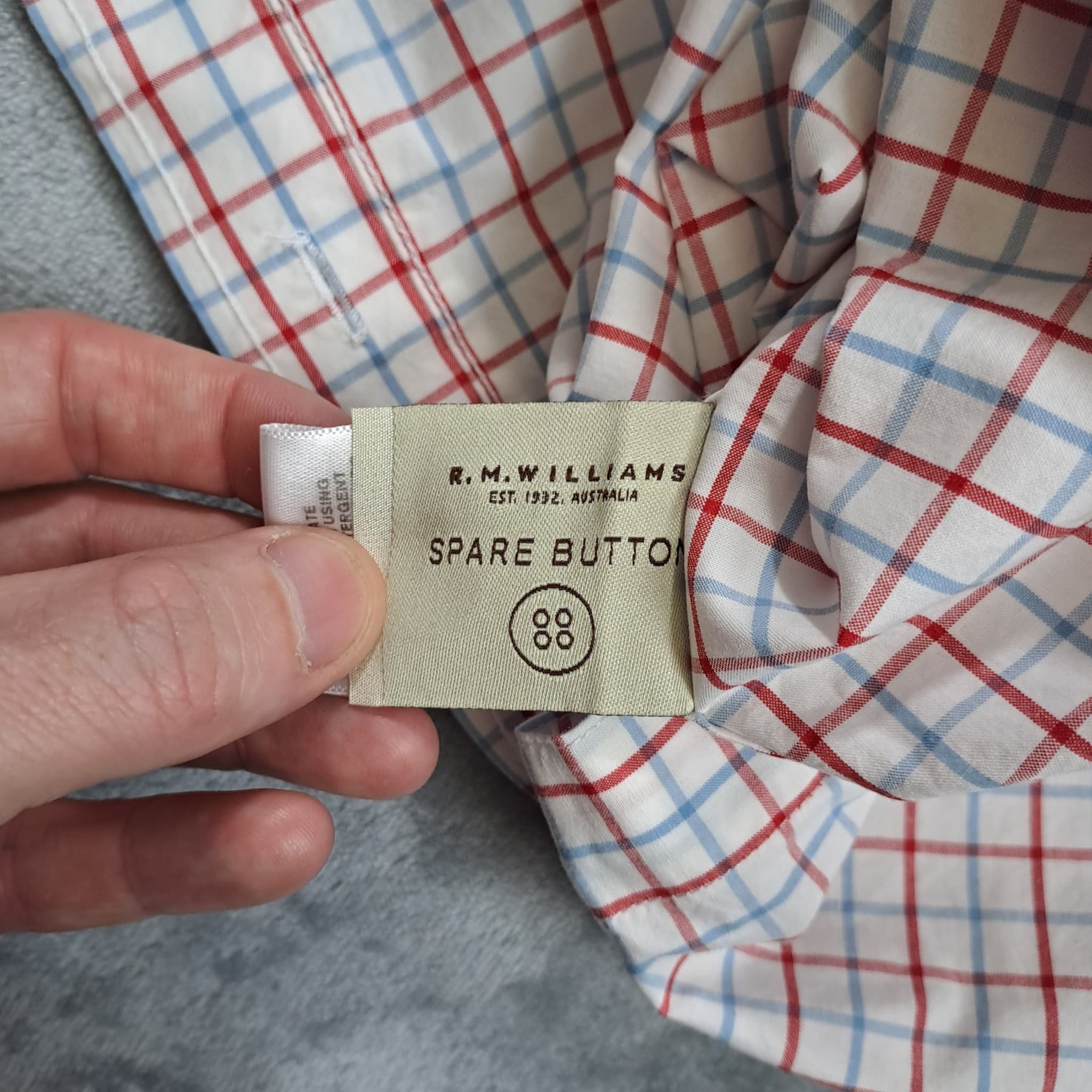 R. M. WILLIAMS Men's Long Sleeve Check Button-Down Shirt Size XL — photo 6 of 7