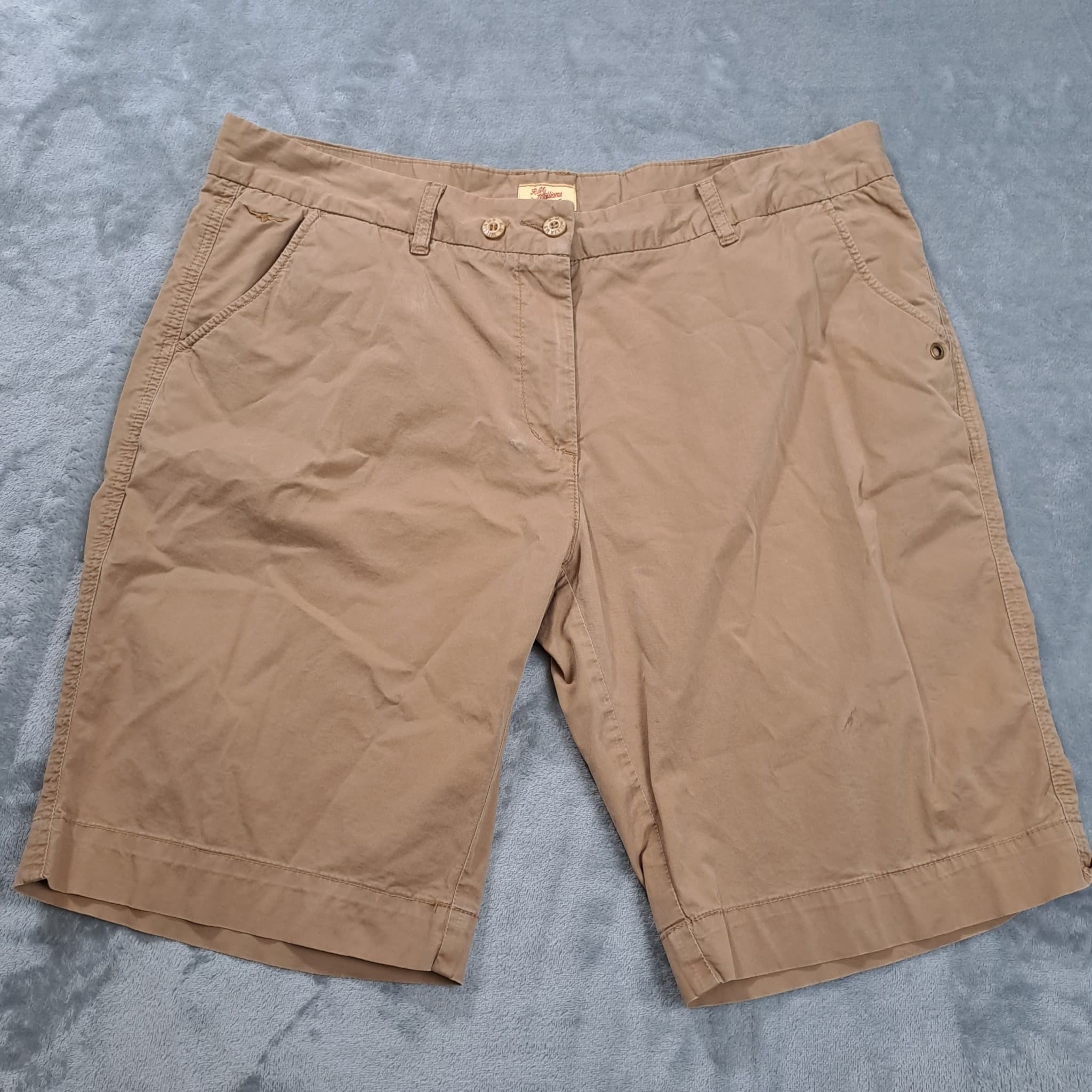 R.M. Williams Women's Khaki Cotton Chino Shorts Size 16 — photo 1 of 9