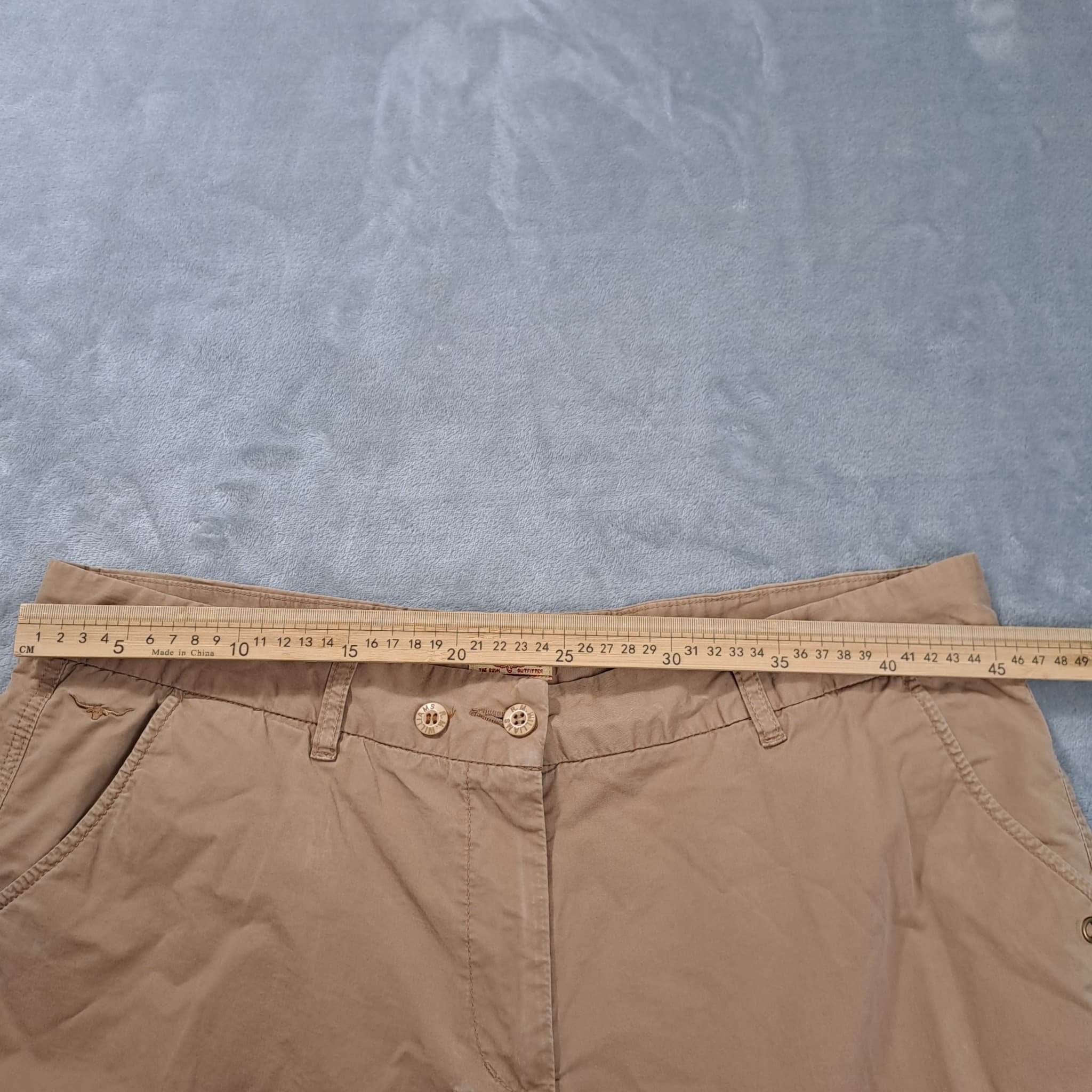 R.M. Williams Women's Khaki Cotton Chino Shorts Size 16 — photo 5 of 9