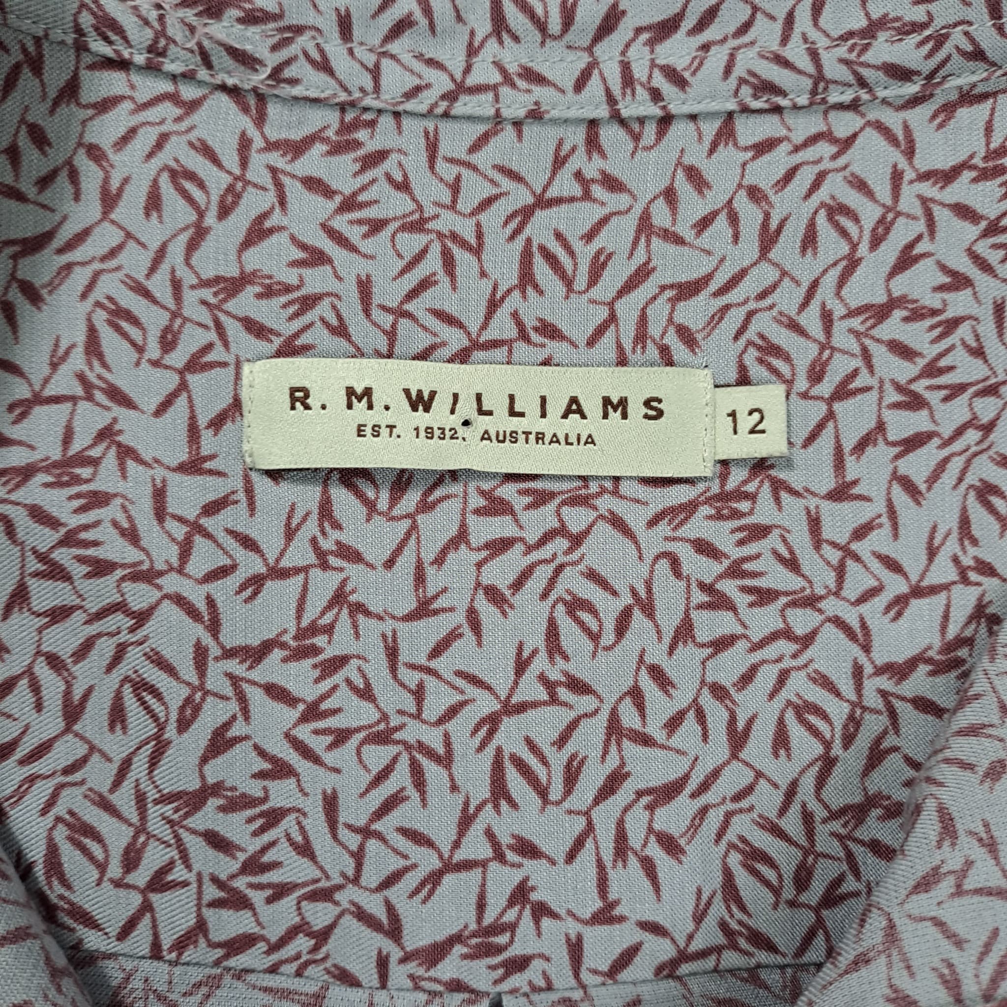 R. M. WILLIAMS Women's Long Sleeve Button-Up Shirt Leaf Print Size 12 — photo 2 of 7