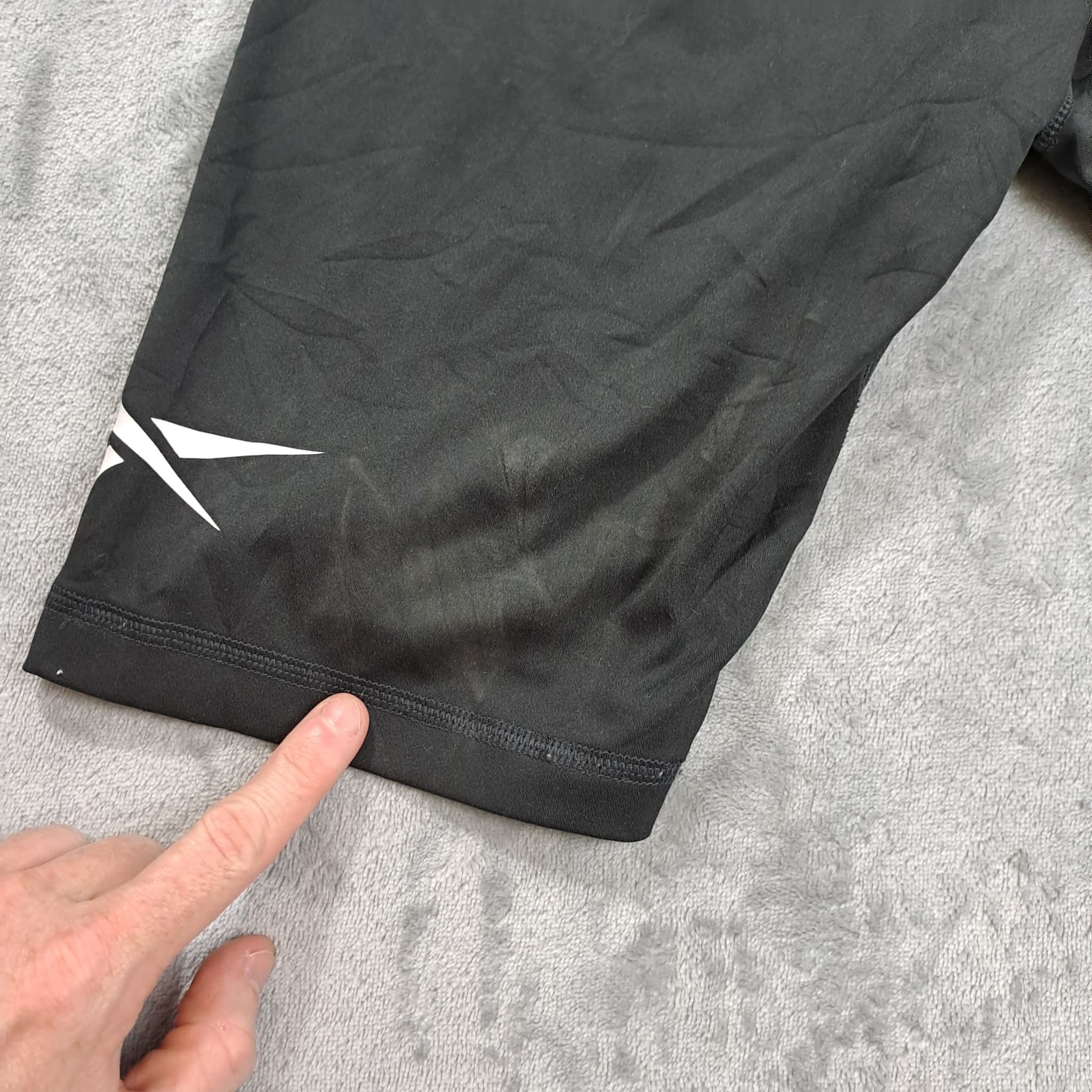 Reebok Women's Speedwick Logo Graphic Bike Shorts Black Size M — photo 6 of 8