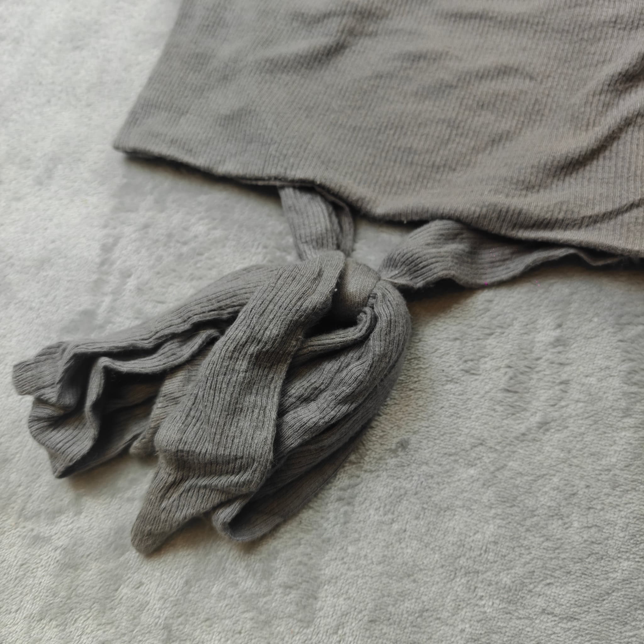 Ribbed Tie-Front Short Sleeve Crop Top Woman's Grey — photo 3 of 6
