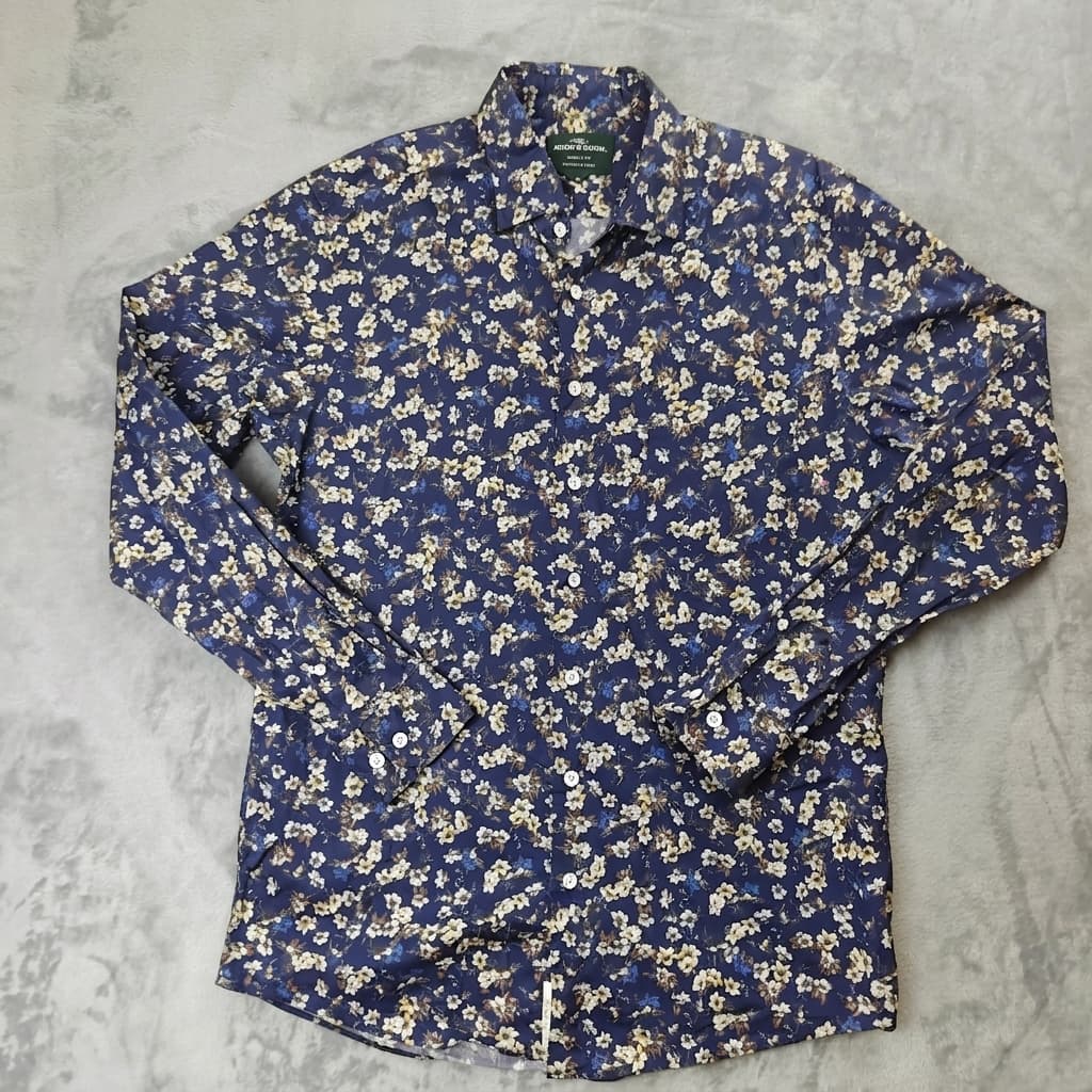 Rodd & Gunn Sports Fit Shirt Men's Medium Floral Long Sleeve Pattern — photo 1 of 8