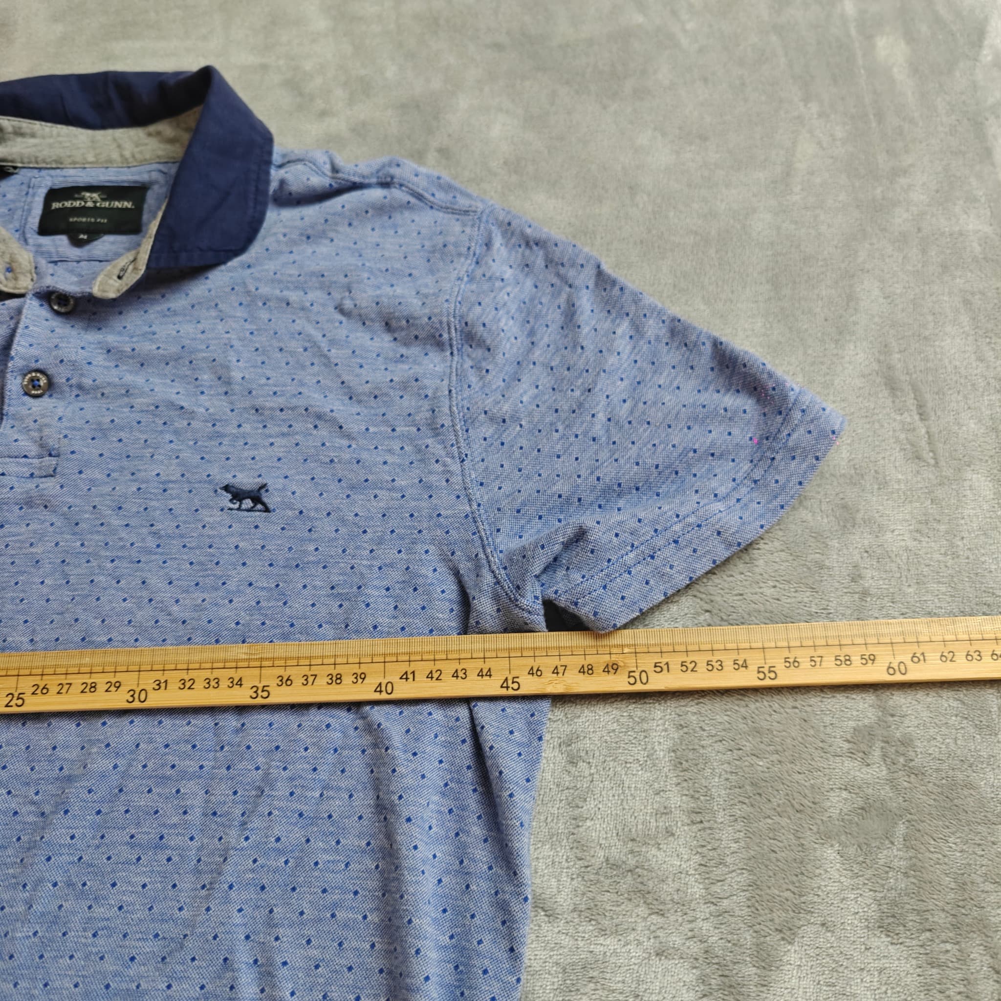 Rodd & Gunn Sports Fit Polo Shirt Men's Size M Blue Dot Print Short Sleeve — photo 5 of 7