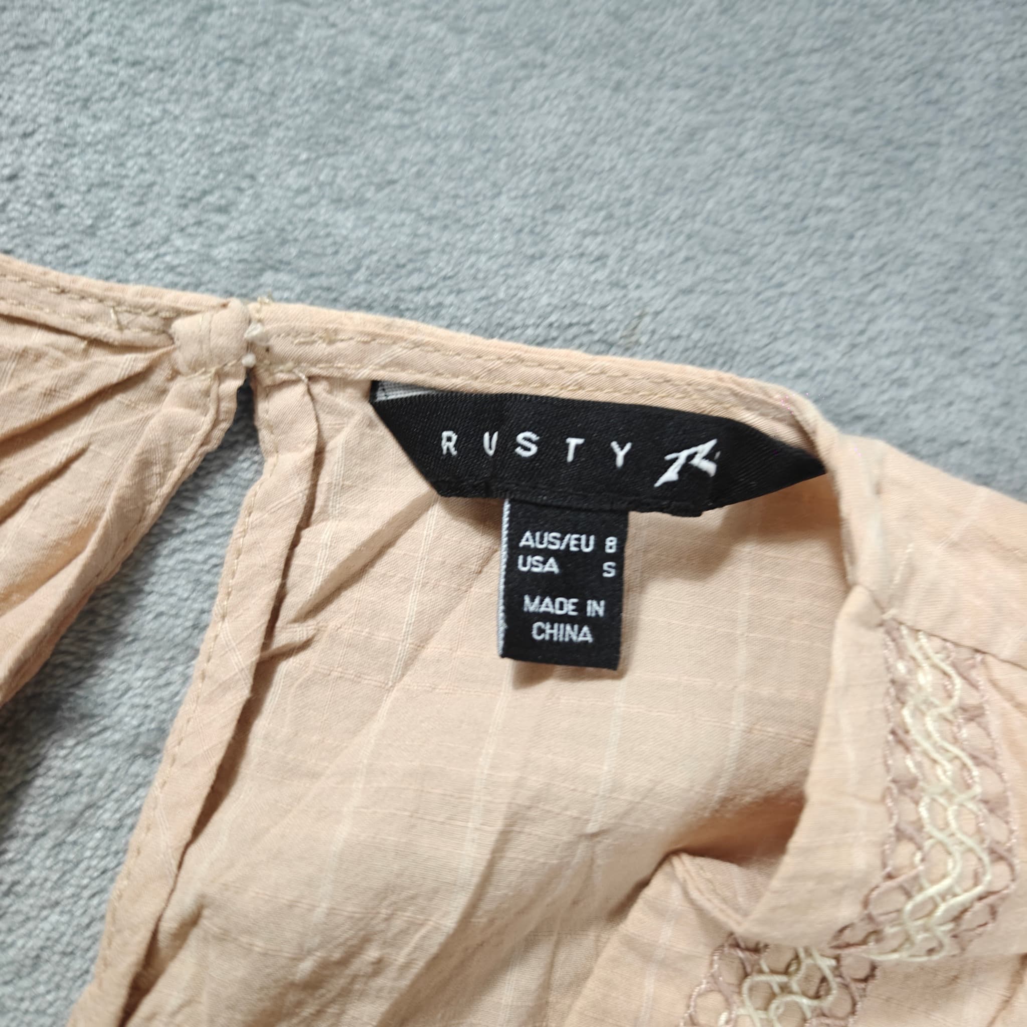 Rusty Women's Beige Textured Mini Dress With Lace Trim Size 8 — photo 2 of 7