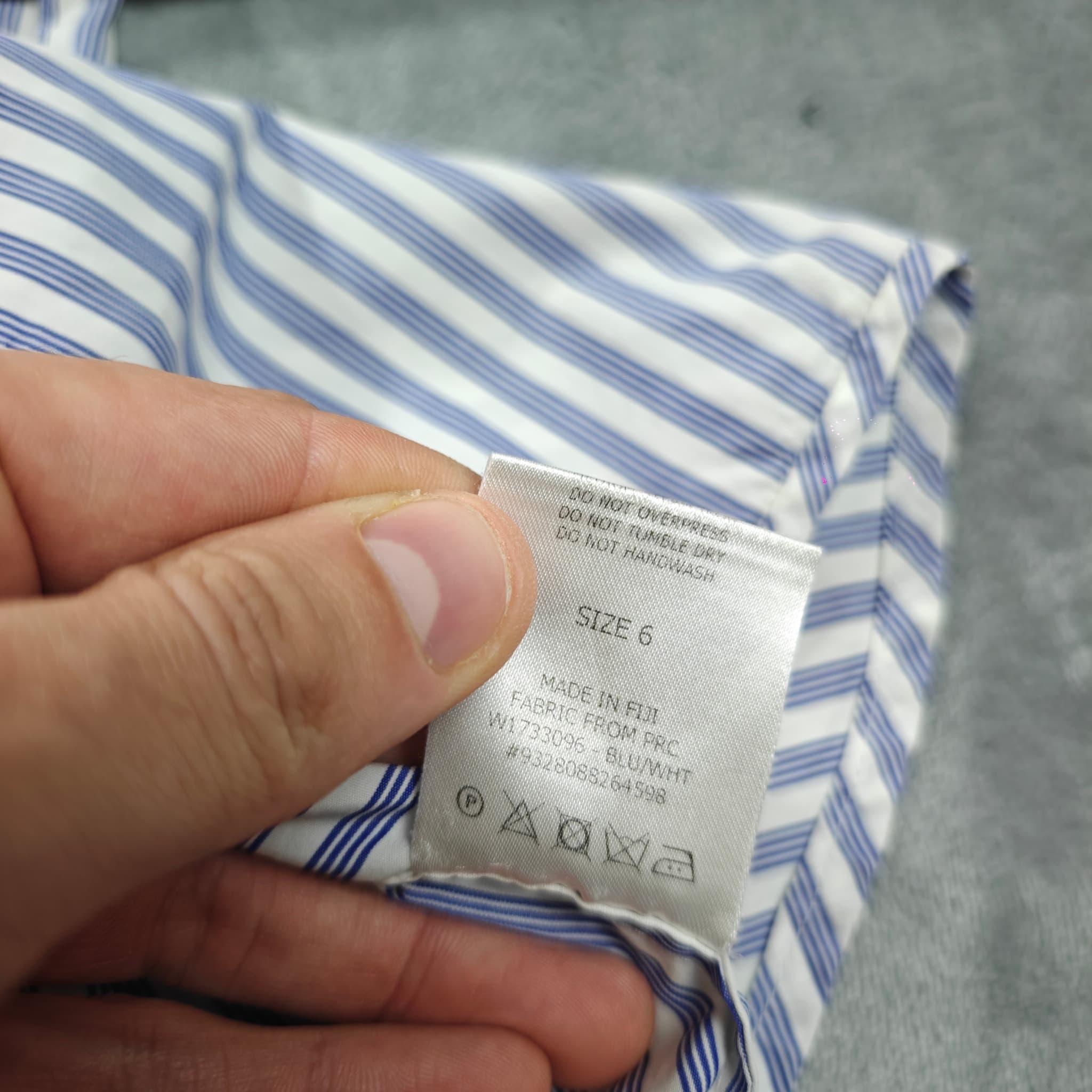 Scanlan Theodore Women's Blue & White Striped Button-Down Shirt Size 6 — photo 6 of 8
