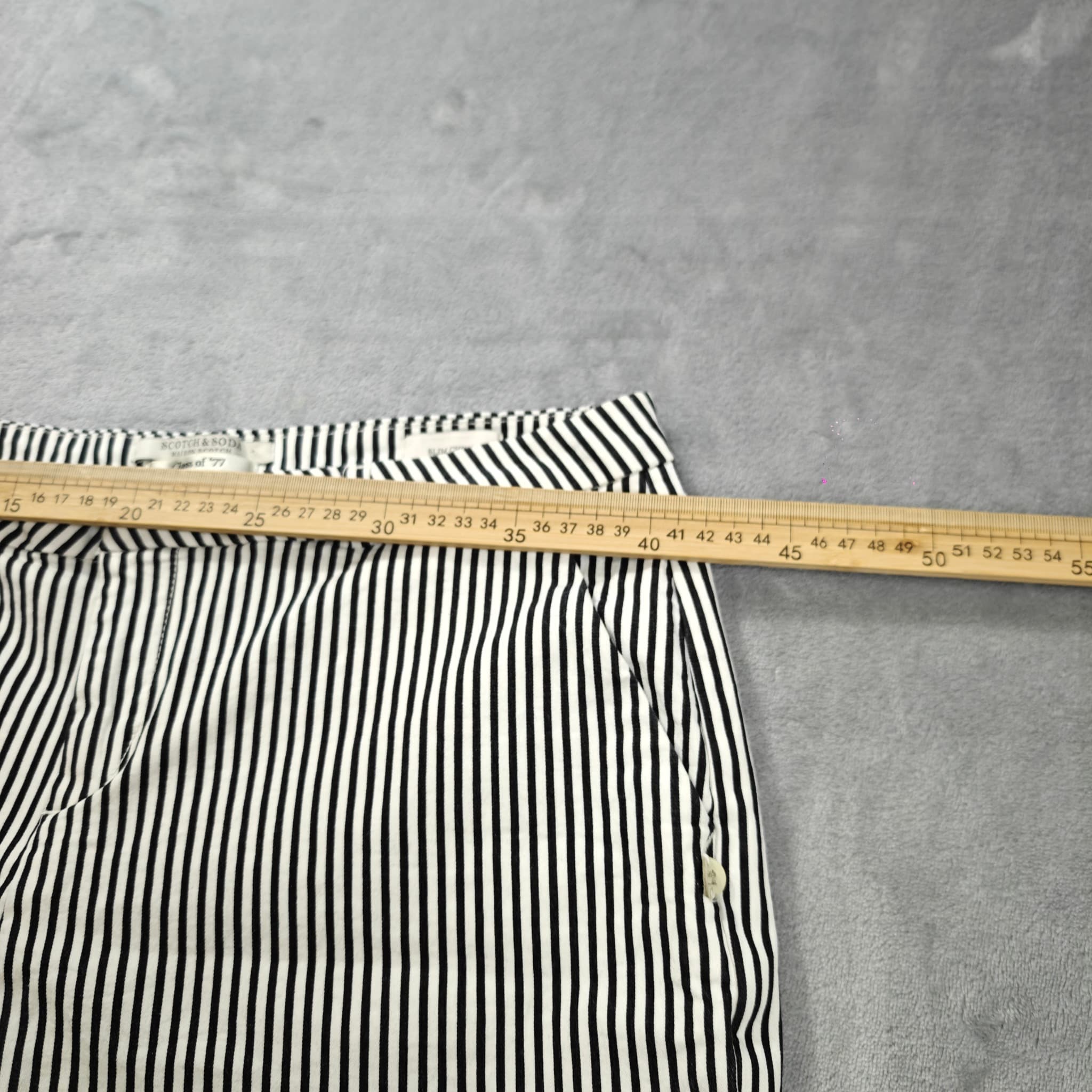 Scotch & Soda Class of '77 Slim Chino Shorts Striped Navy White Size 30 — photo 4 of 6