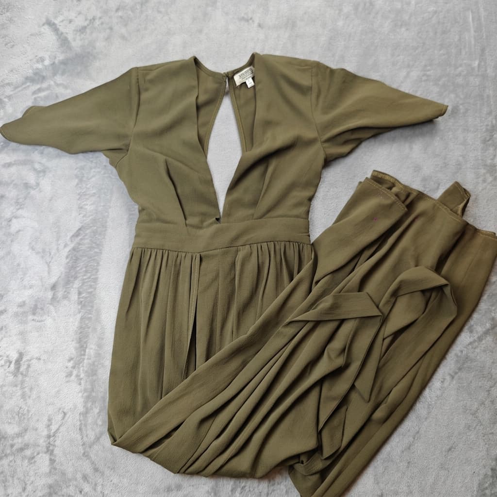 Shareen Collection Olive Green Deep V-Neck Maxi Dress Size 8 — photo 1 of 6