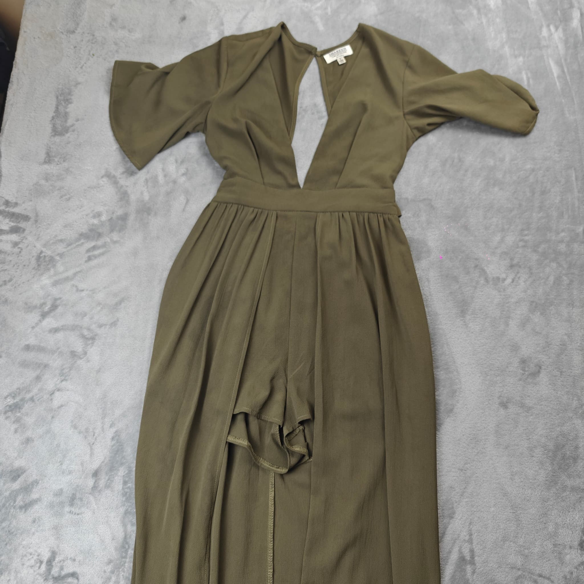 Shareen Collection Olive Green Deep V-Neck Maxi Dress Size 8 — photo 4 of 6