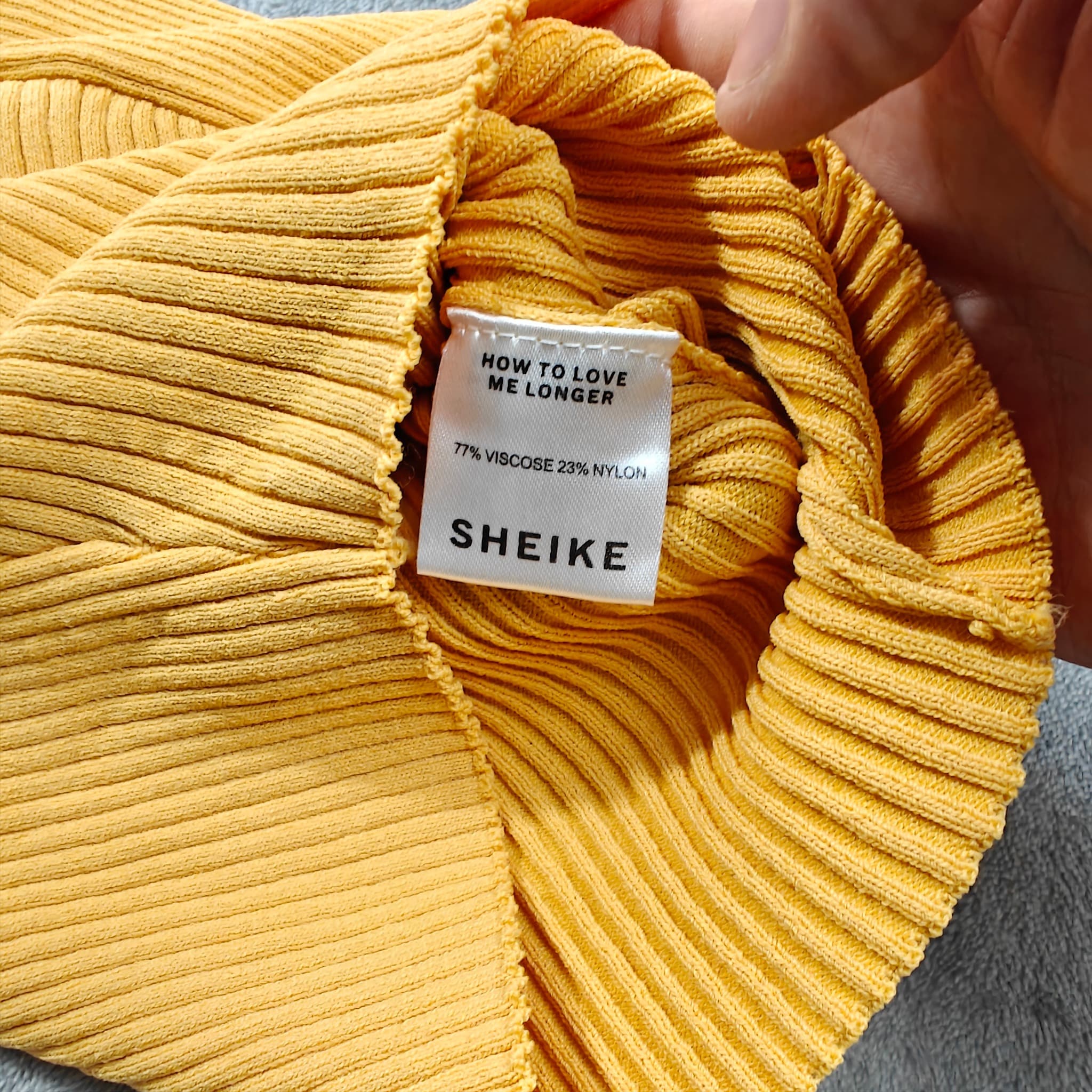 Sheike Mustard Ribbed Ring Detail Halter Top Size S — photo 5 of 7