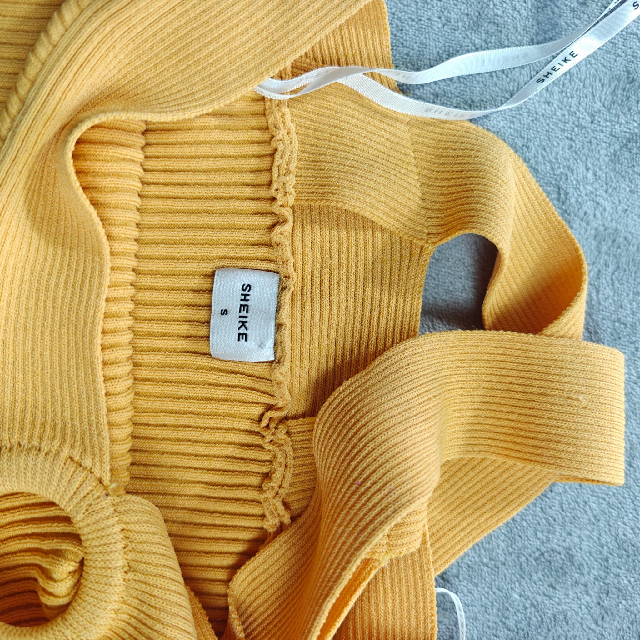 Sheike Mustard Ribbed Ring Detail Halter Top Size S — photo 6 of 7