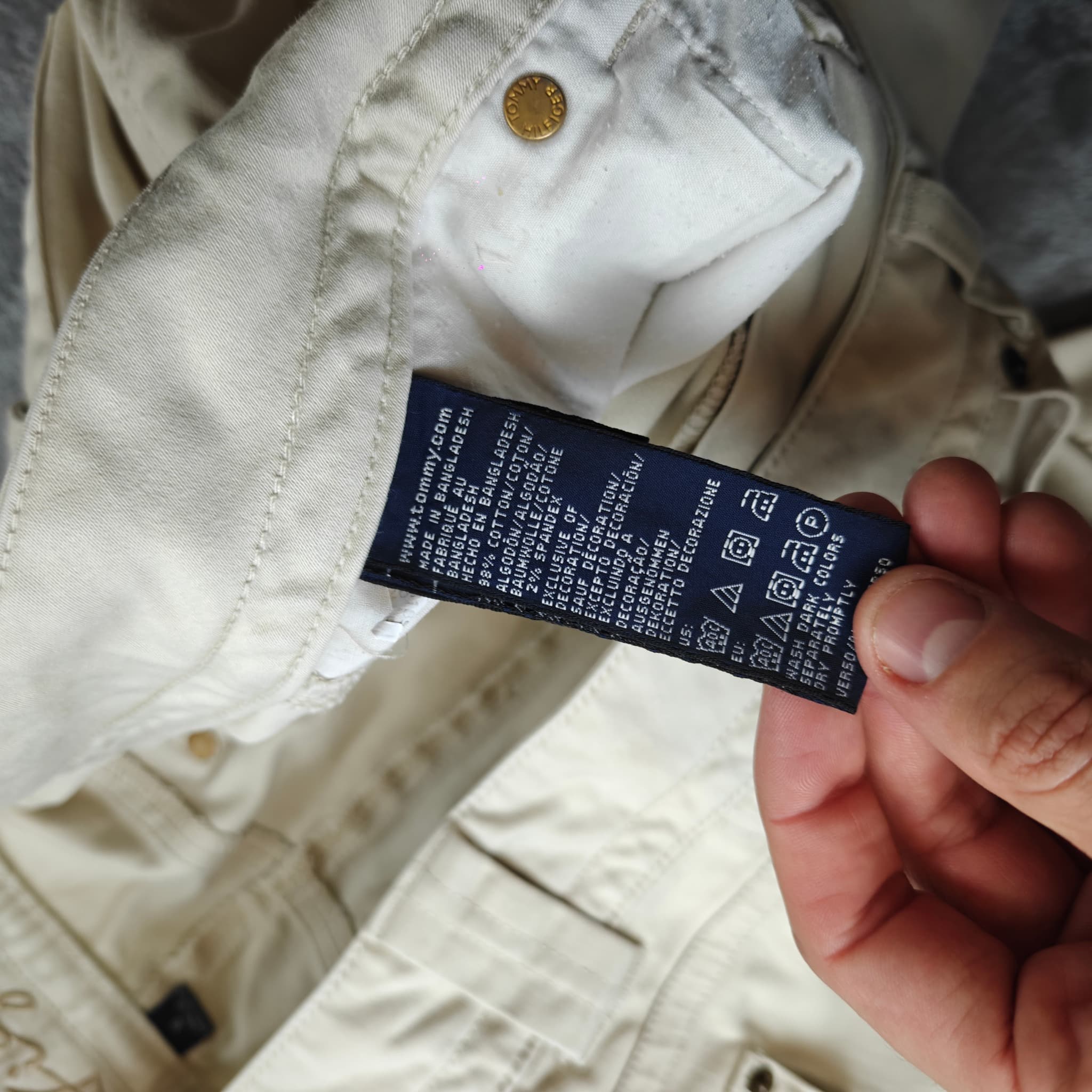 Tommy Hilfiger Women's Beige Khaki Raw Hem Denim Shorts Size 10 — photo 5 of 8