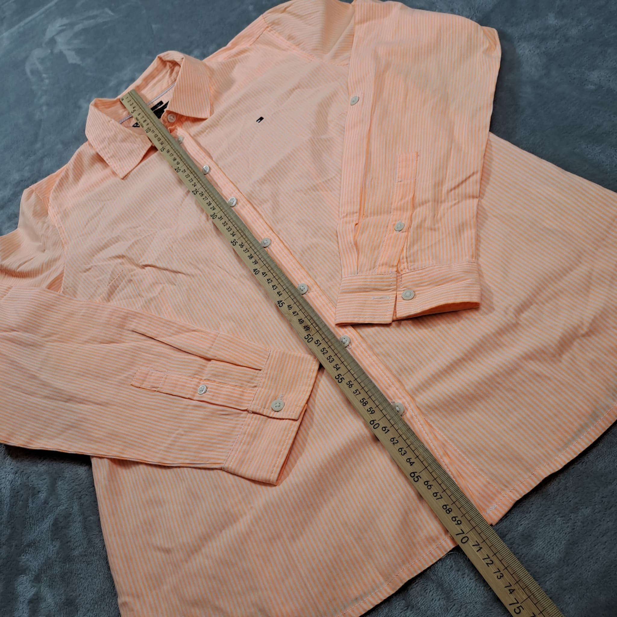 Tommy Hilfiger Women's Peach Striped Long Sleeve Button-Down Shirt Size M — photo 3 of 7