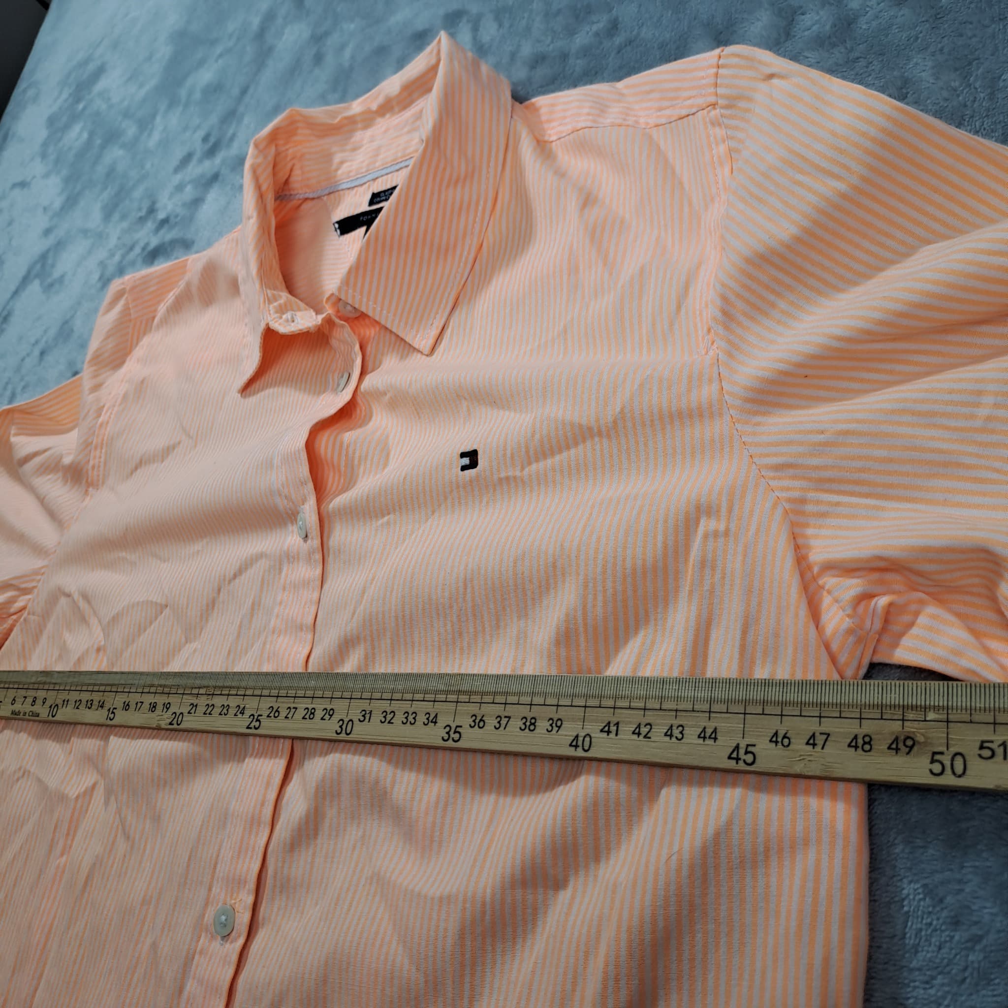 Tommy Hilfiger Women's Peach Striped Long Sleeve Button-Down Shirt Size M — photo 4 of 7