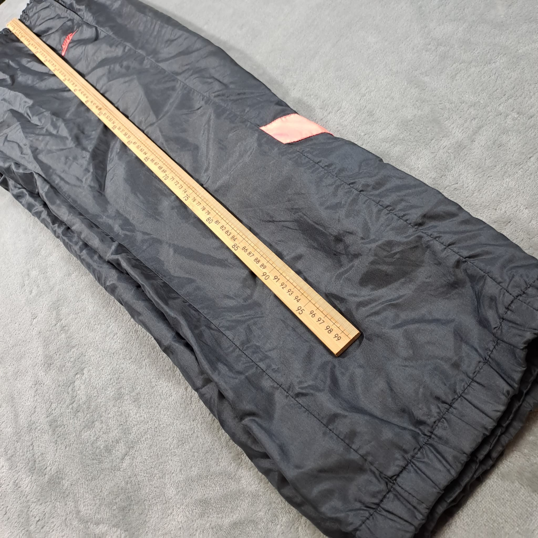 Vintage 90s Nike Nylon Track Pants Men's Size Large Black Purple Windbreaker — photo 2 of 7