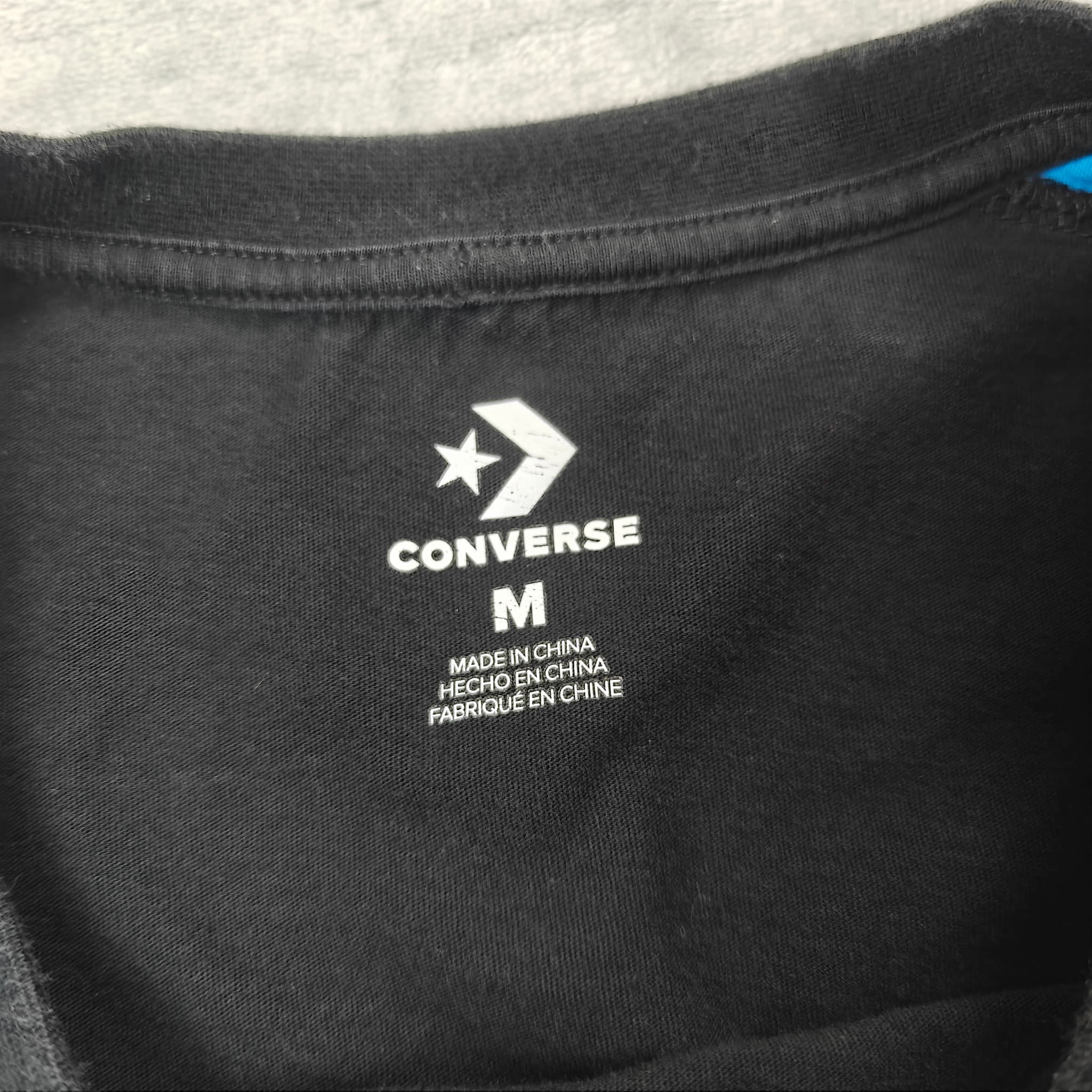 Vintage Converse Crop T-Shirt Medium - Colorblock Graphic Logo Multicolour — photo 3 of 7