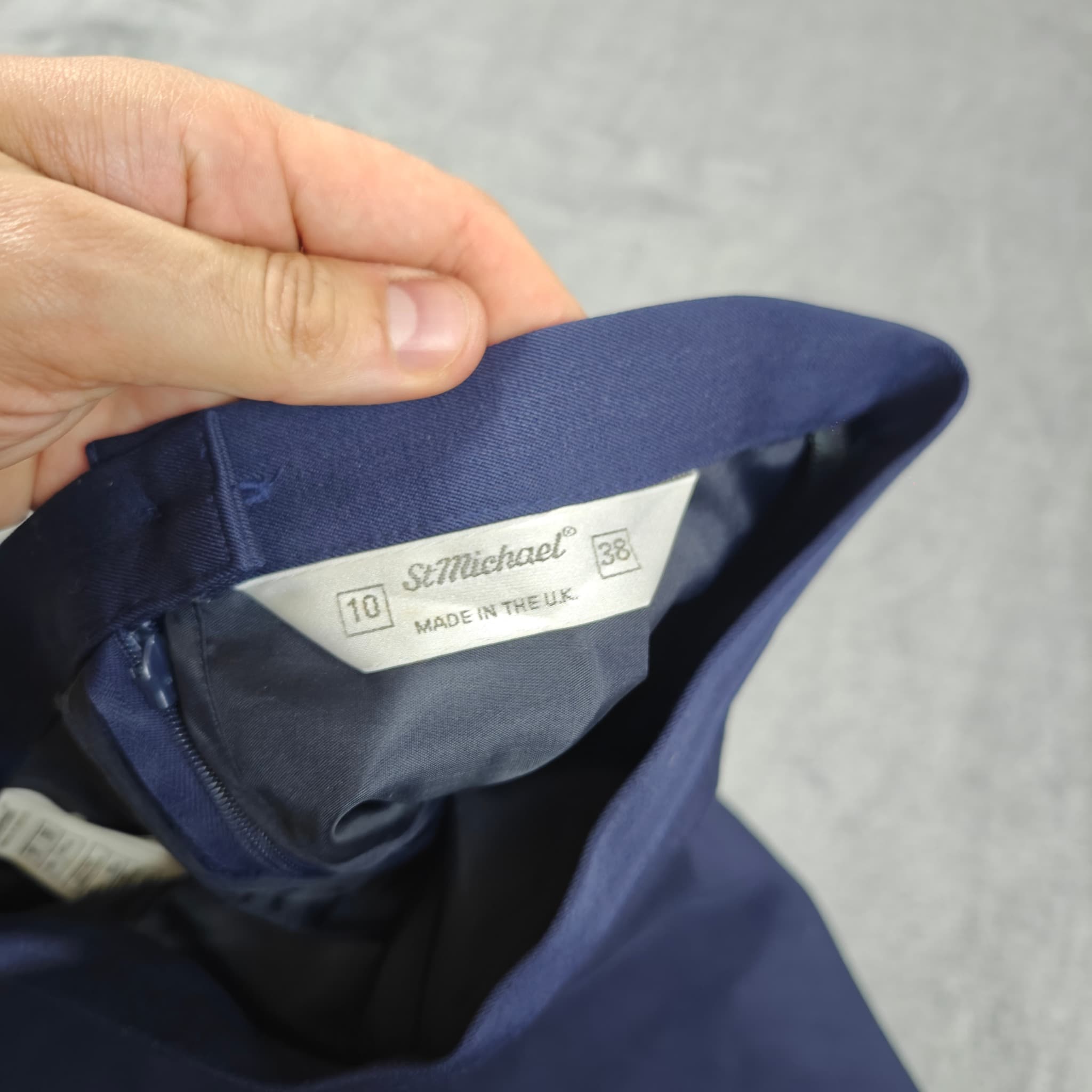 Vintage St Michael Navy Blue Wool Pencil Skirt Women's Size 10 — photo 3 of 7