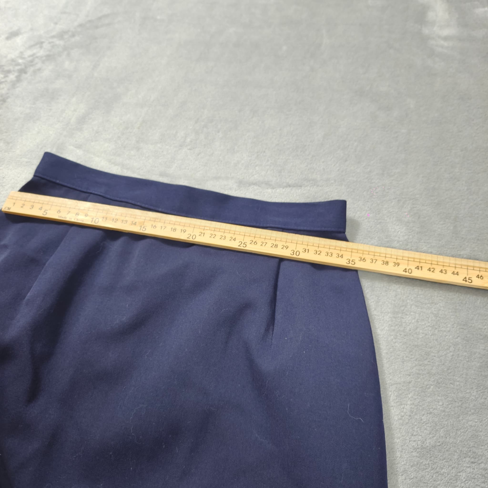 Vintage St Michael Navy Blue Wool Pencil Skirt Women's Size 10 — photo 6 of 7
