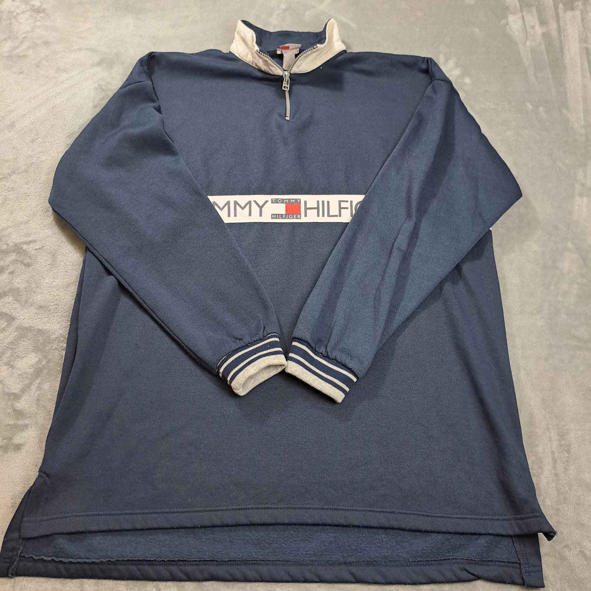 Vintage Tommy Hilfiger 1/4 Zip Pullover Sweatshirt Navy Blue Unisex — photo 1 of 5