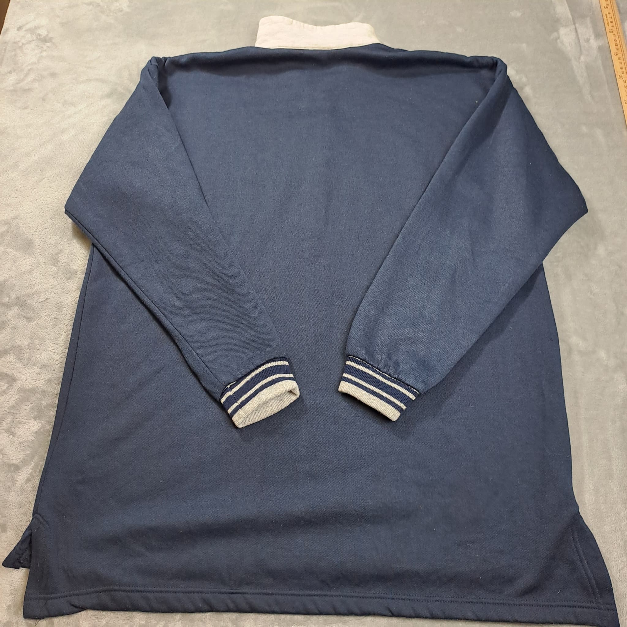 Vintage Tommy Hilfiger 1/4 Zip Pullover Sweatshirt Navy Blue Unisex — photo 5 of 5