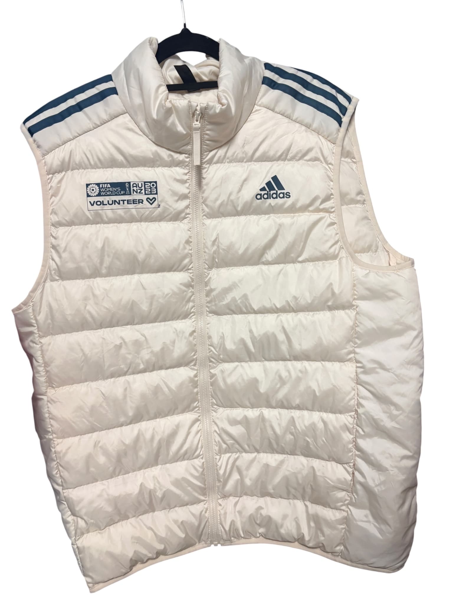 Adidas 2023 FIFA Women's World Cup Volunteer Puffer Vest White Unisex L — photo 2 of 4