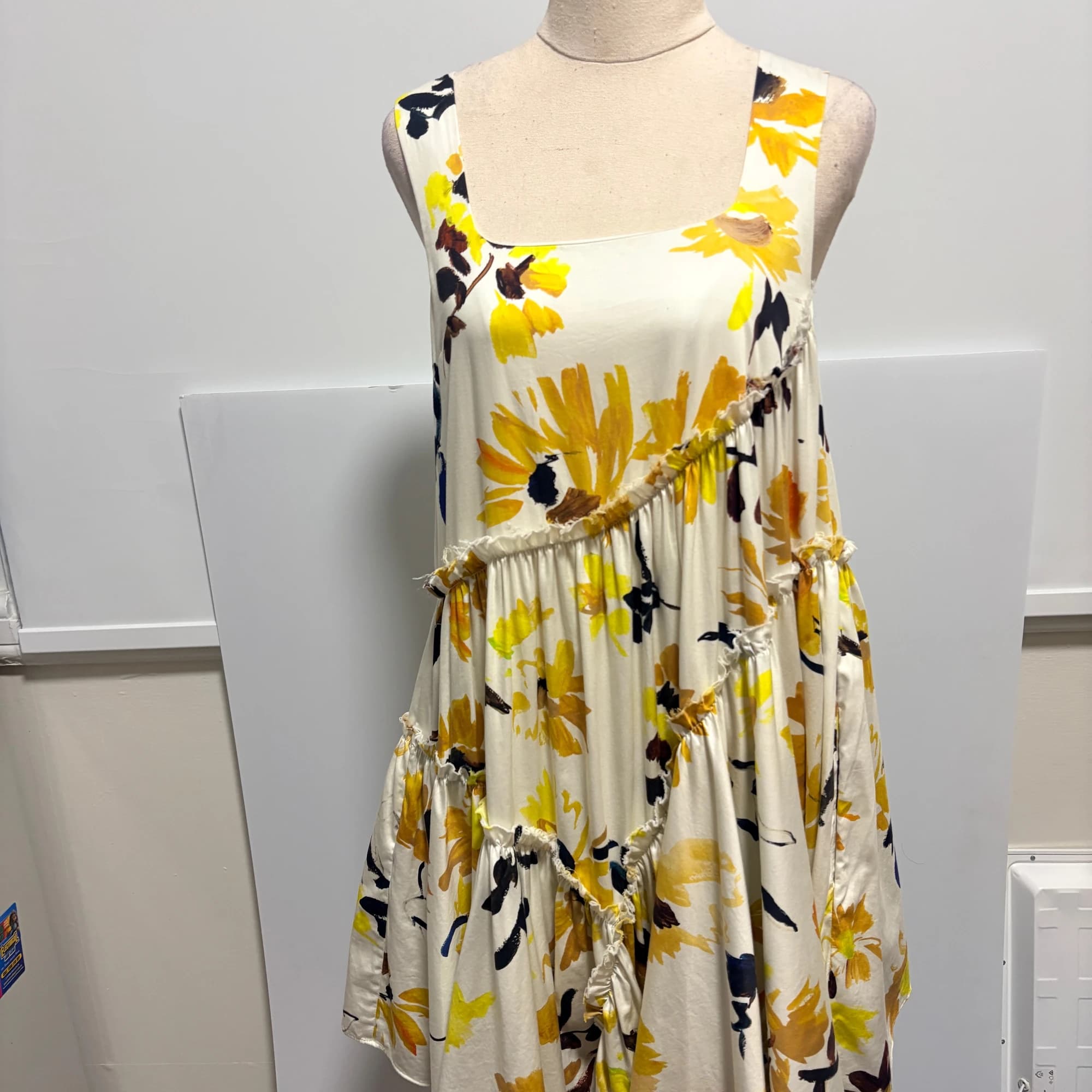 Aje Clothing - Size 6 — photo 3 of 15