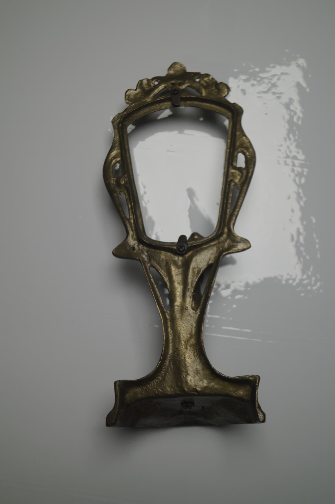 Art Nouveau Style Brass Figural Hand Mirror Frame - Vintage Decorative Stand — photo 6 of 7