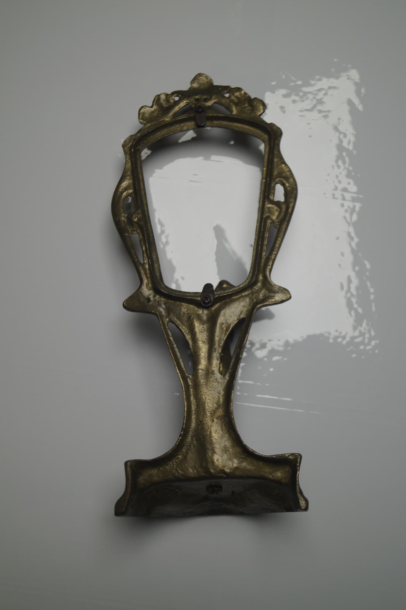 Art Nouveau Style Brass Figural Hand Mirror Frame - Vintage Decorative Stand — photo 7 of 7