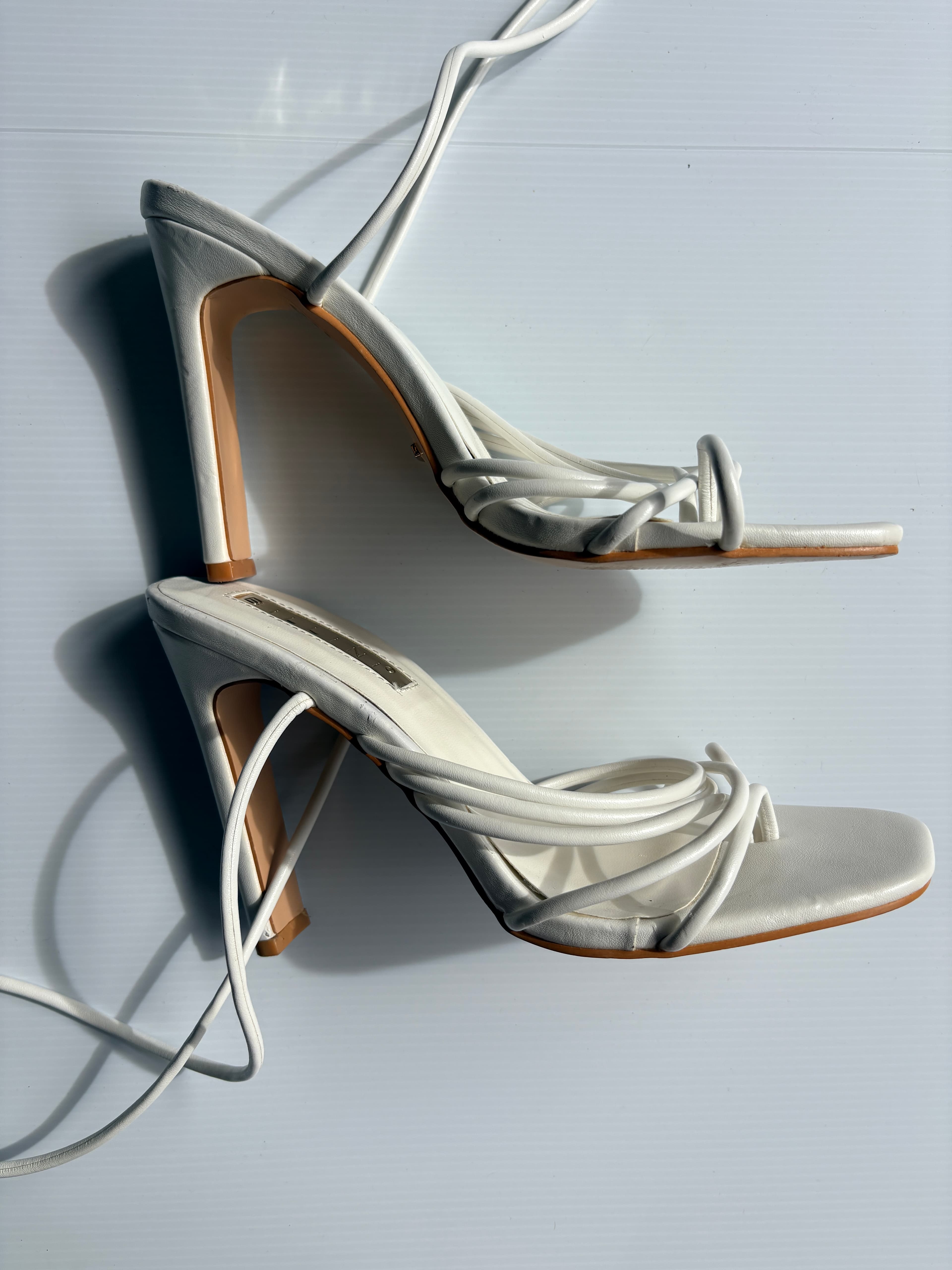Billini Iggy Lace-Up Strappy Heels White AU 7 — photo 6 of 6