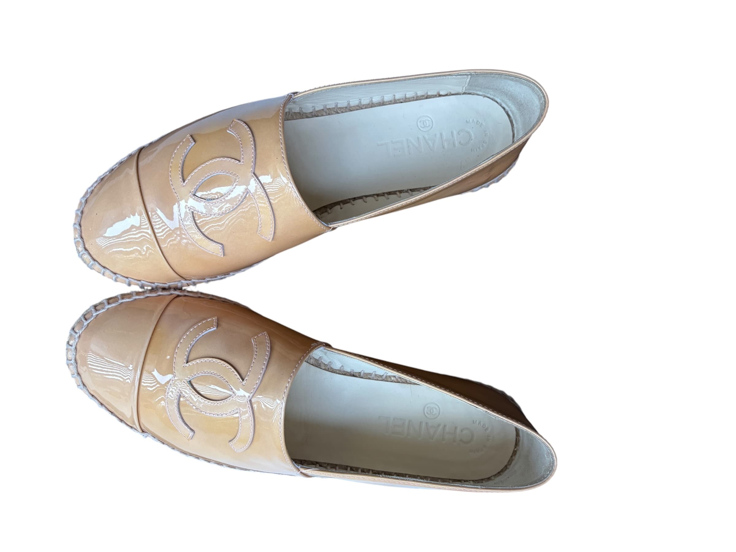 CHANEL CC Logo Espadrilles Beige Patent Leather size 39 — photo 11 of 18