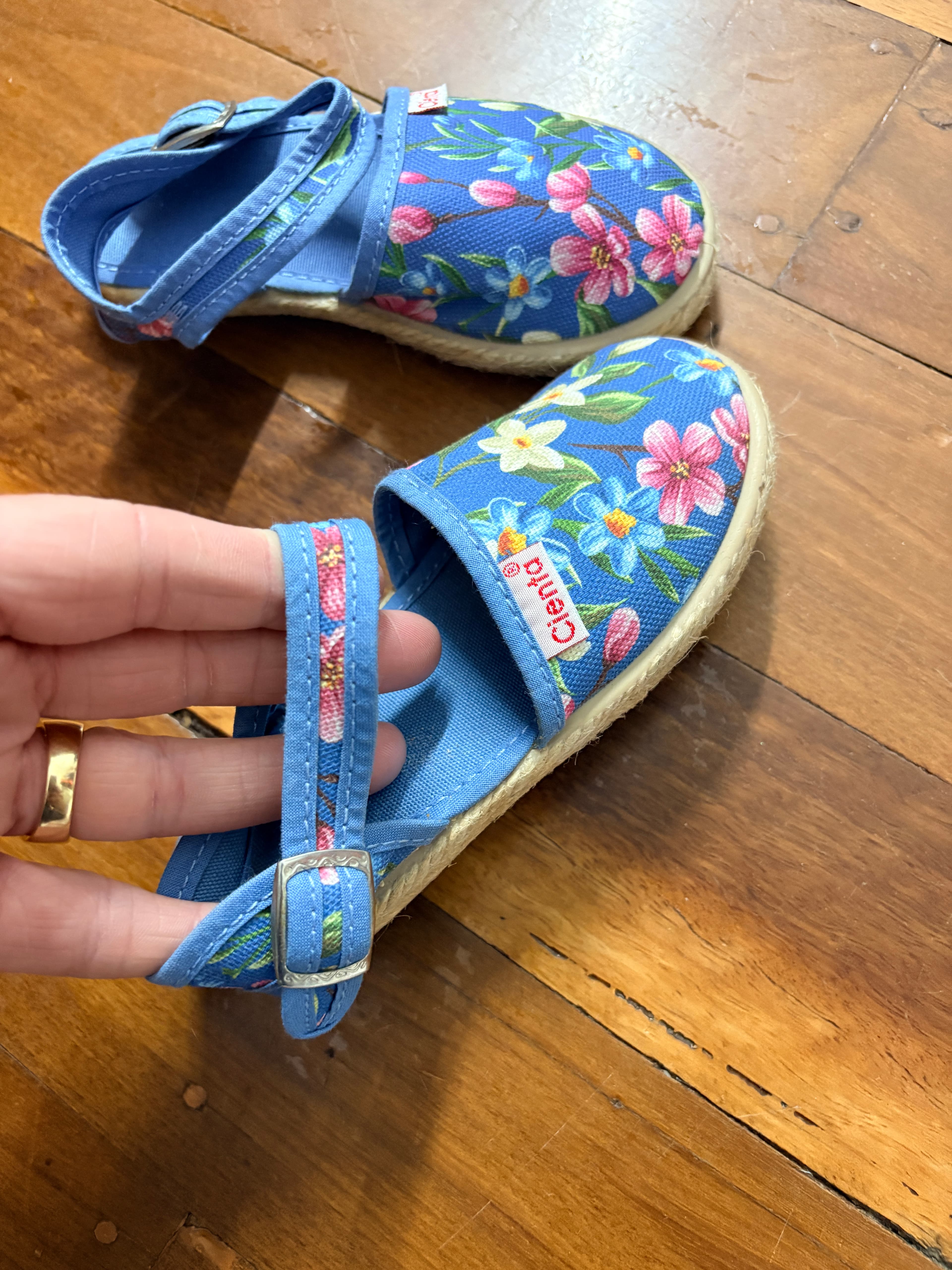 Cienta Kids Floral Canvas Espadrille Sandals Blue Size 24 — photo 3 of 5