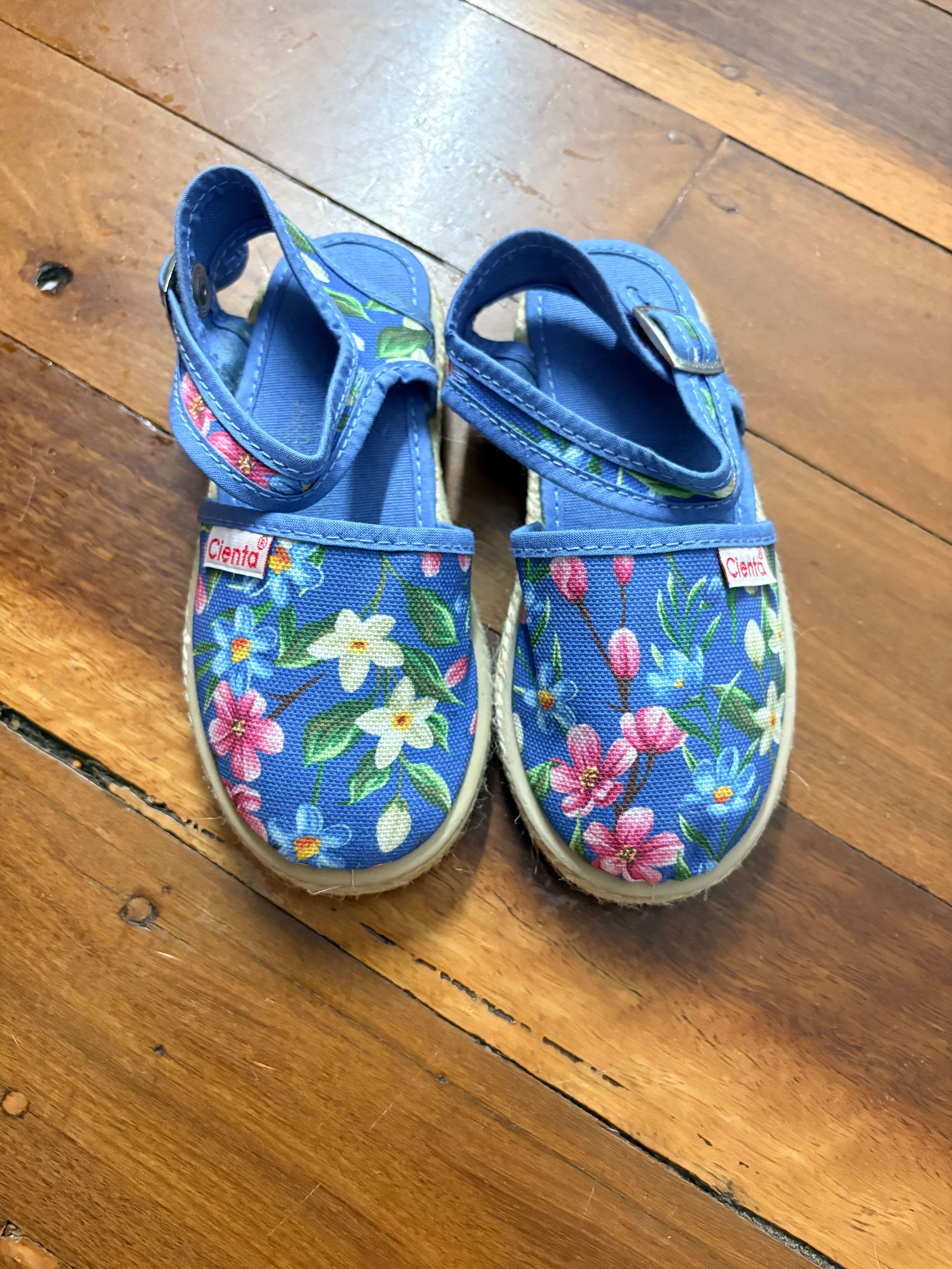 Cienta Kids Floral Canvas Espadrille Sandals Blue Size 24 — photo 4 of 5