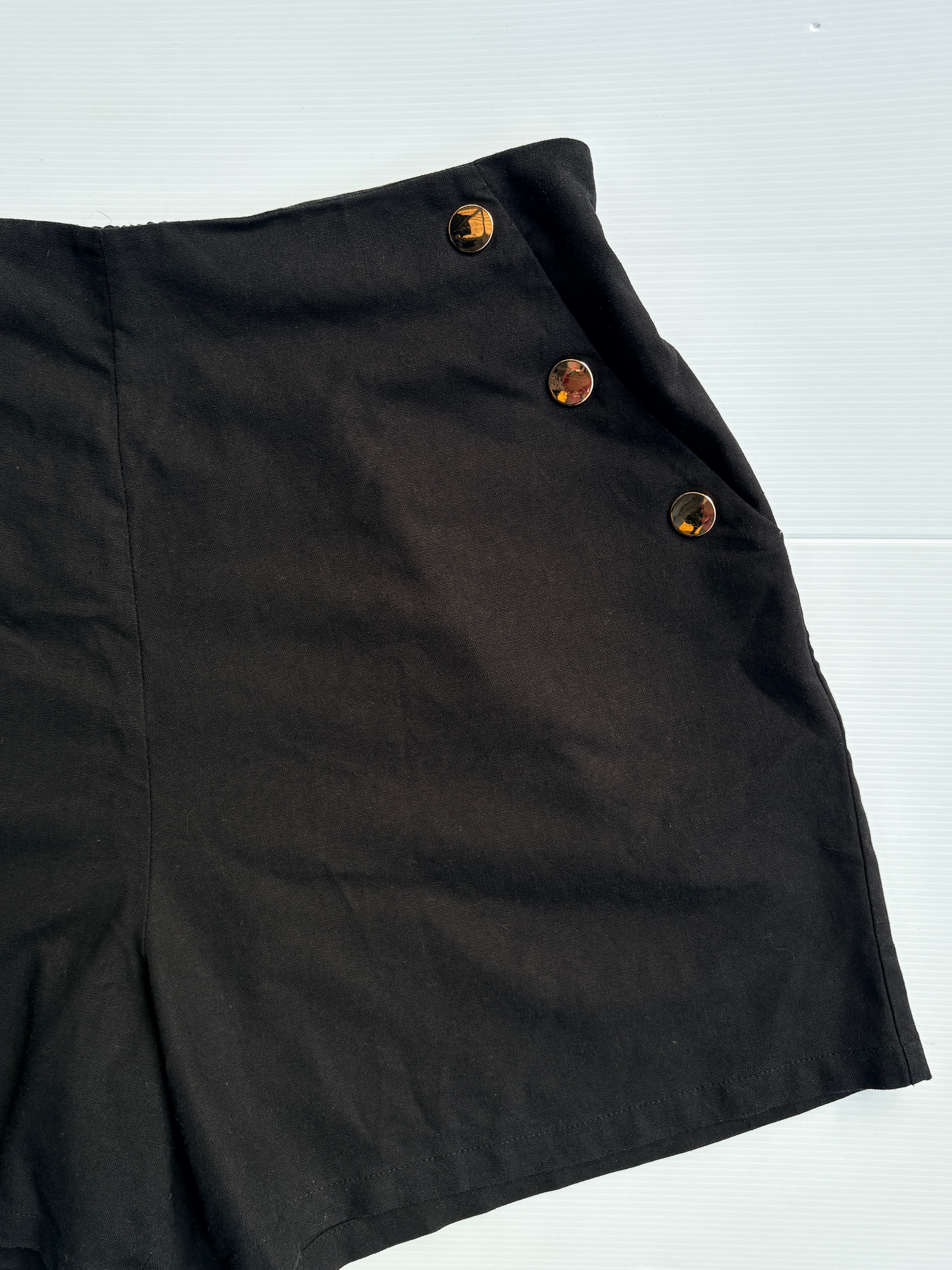City Chic Casual Shorts Black Size S — photo 3 of 4