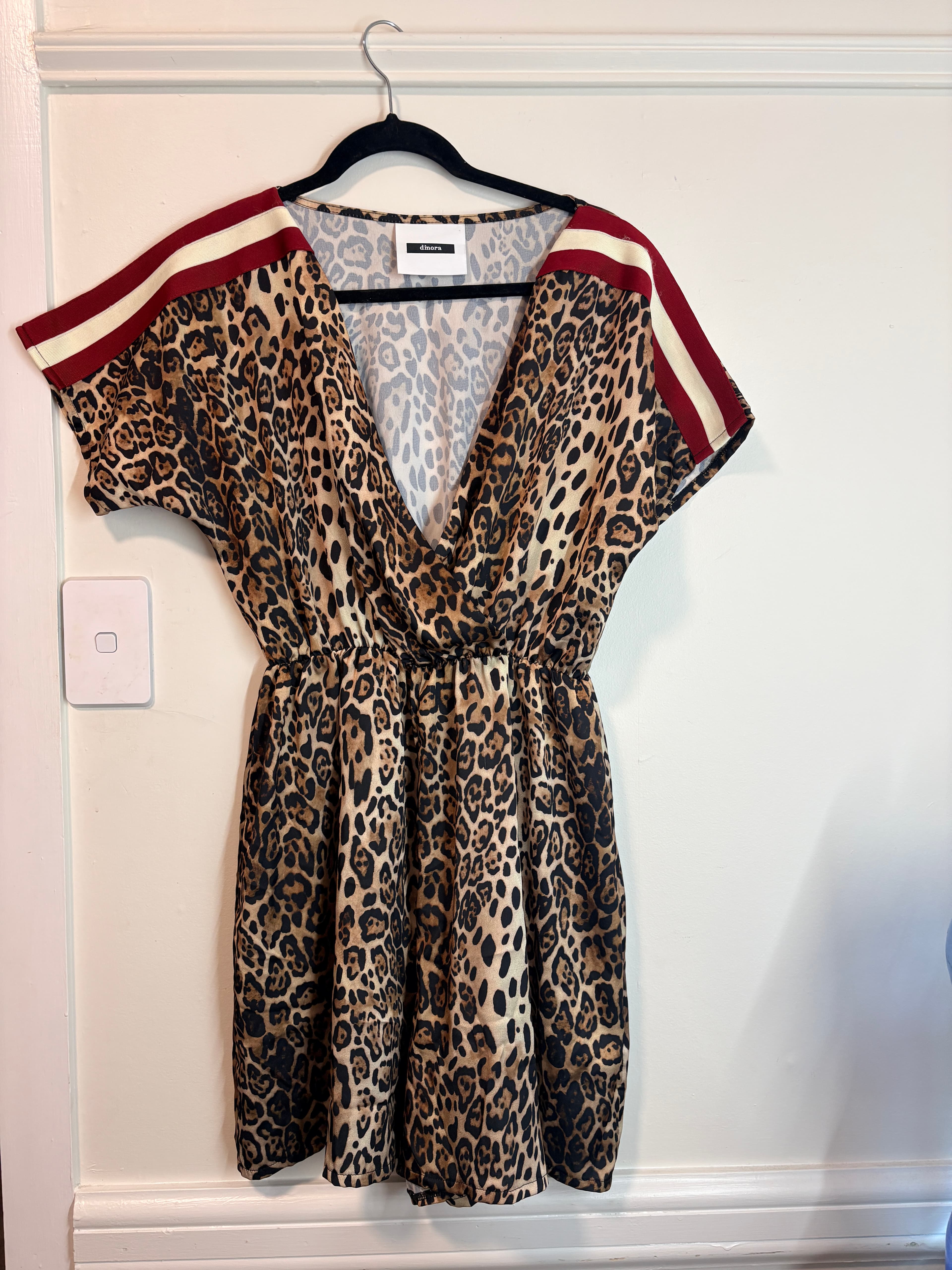 Dimora Leopard Print Mini Dress With Side Stripe Detail Size L — photo 5 of 6