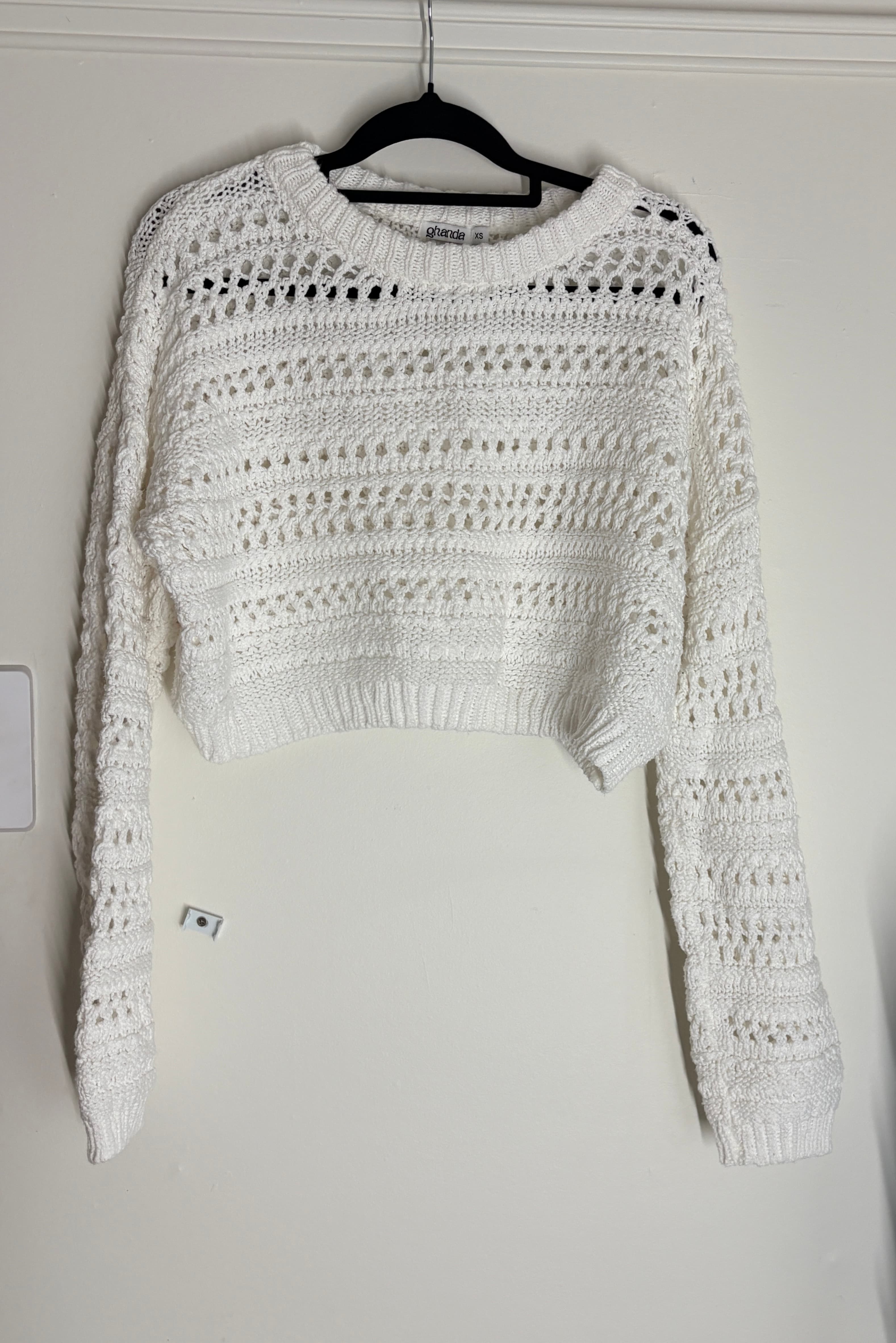 Ghanda Crochet Knit Long Sleeve Crop Top White XS — photo 6 of 7
