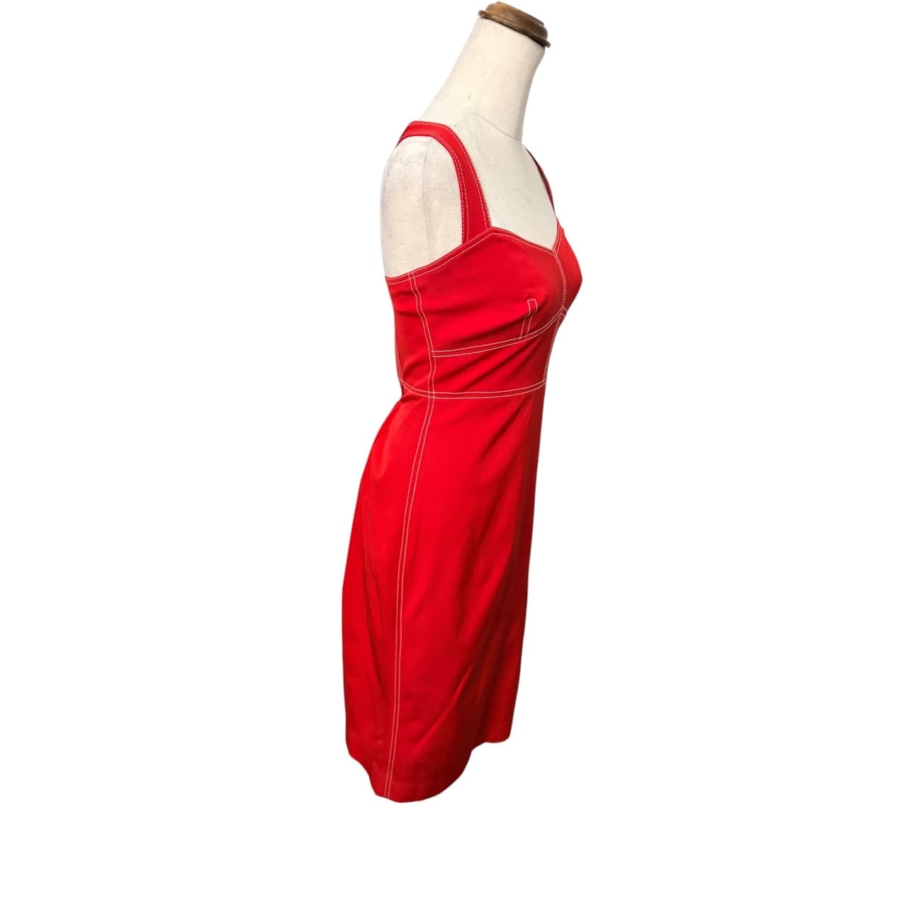 Red Sleeveless Midi Dress With Contrast Stitching — photo 4 of 7