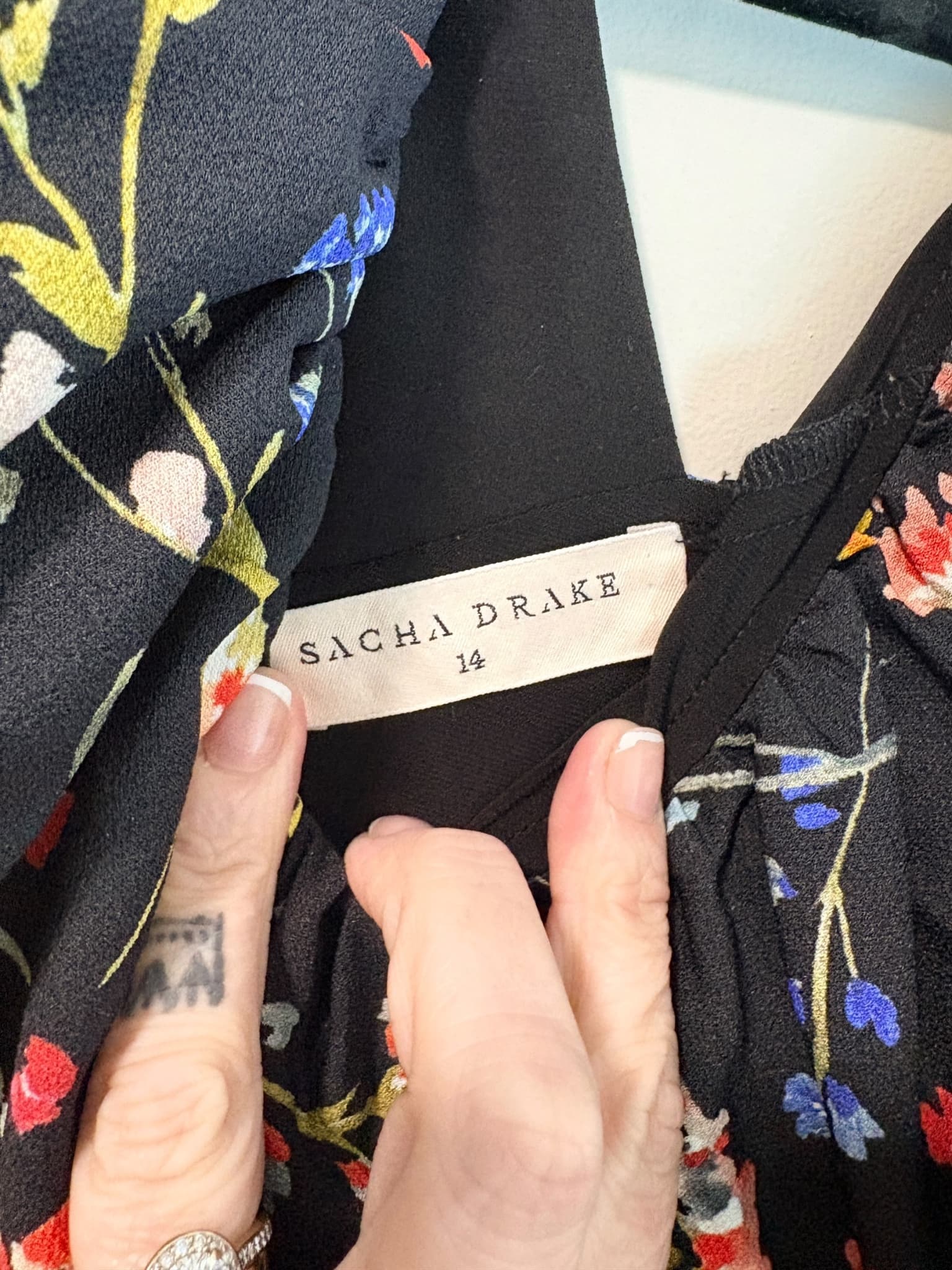 Sacha Drake Floral Cold Shoulder Tiered Midi Dress Size 14 — photo 3 of 5