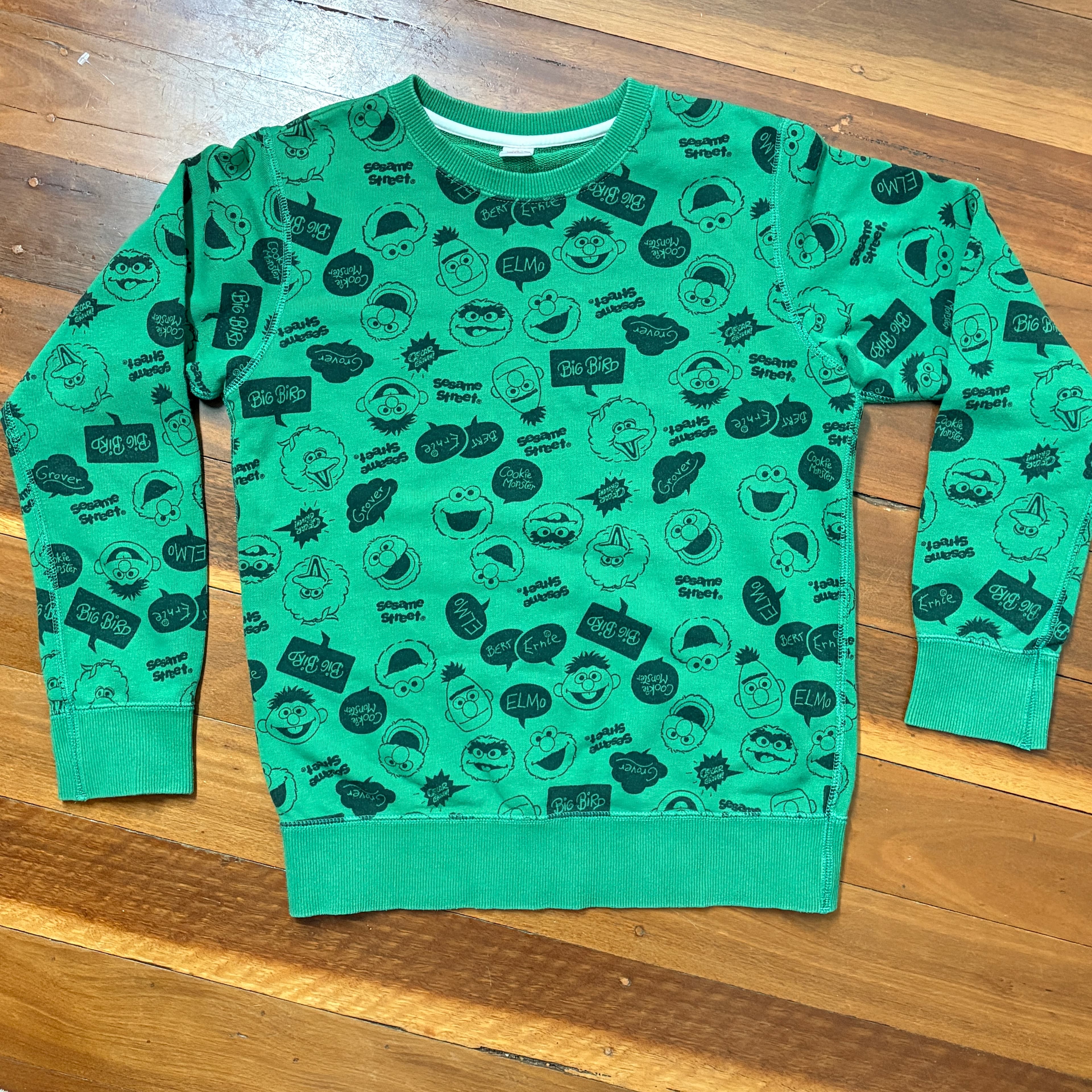 Uniqlo Sesame Street Character Print Sweatshirt Green Kids 140 — photo 4 of 5