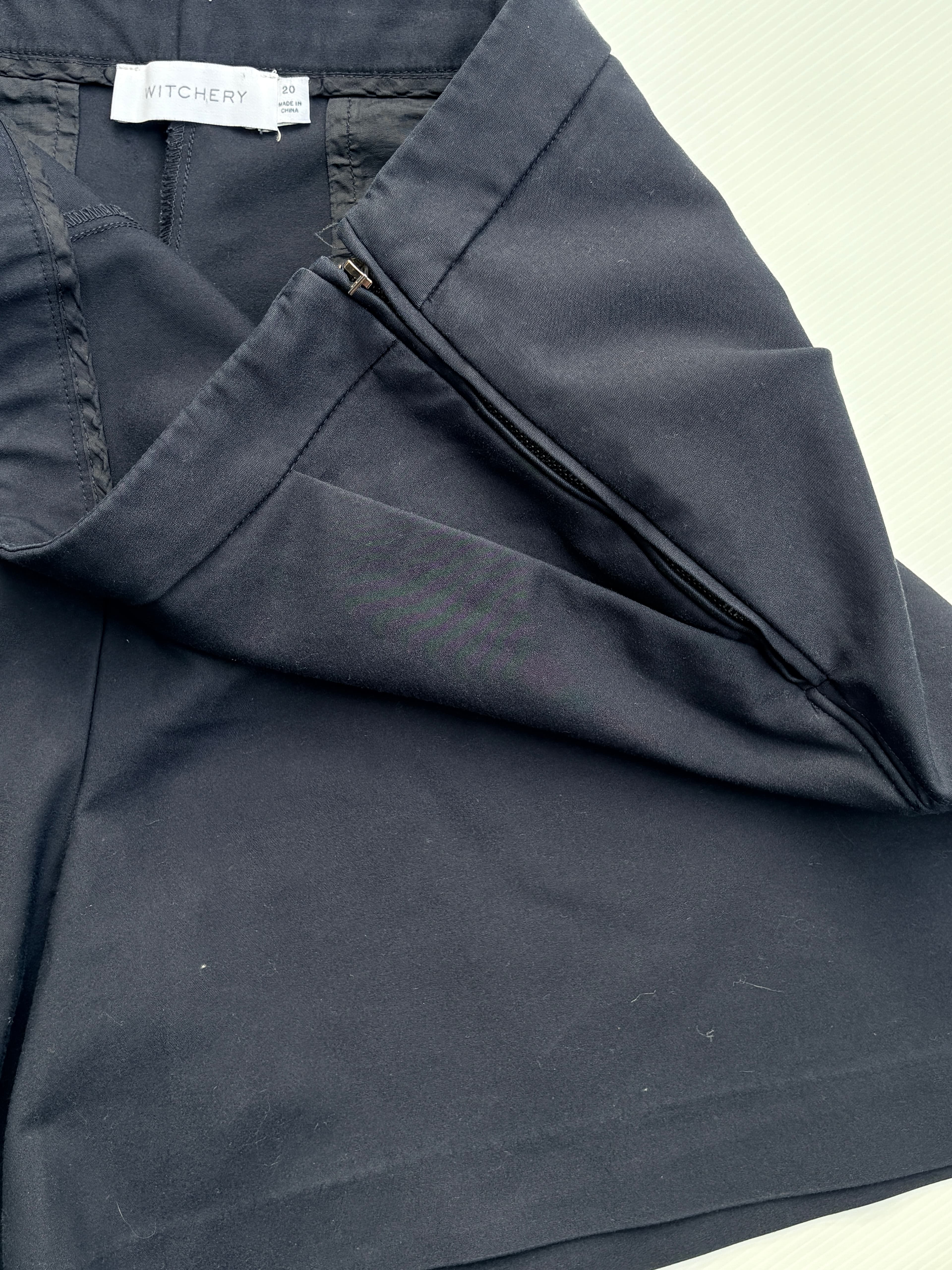 Witchery Side Zip Shorts Navy Blue Women's Size 20 — photo 5 of 5